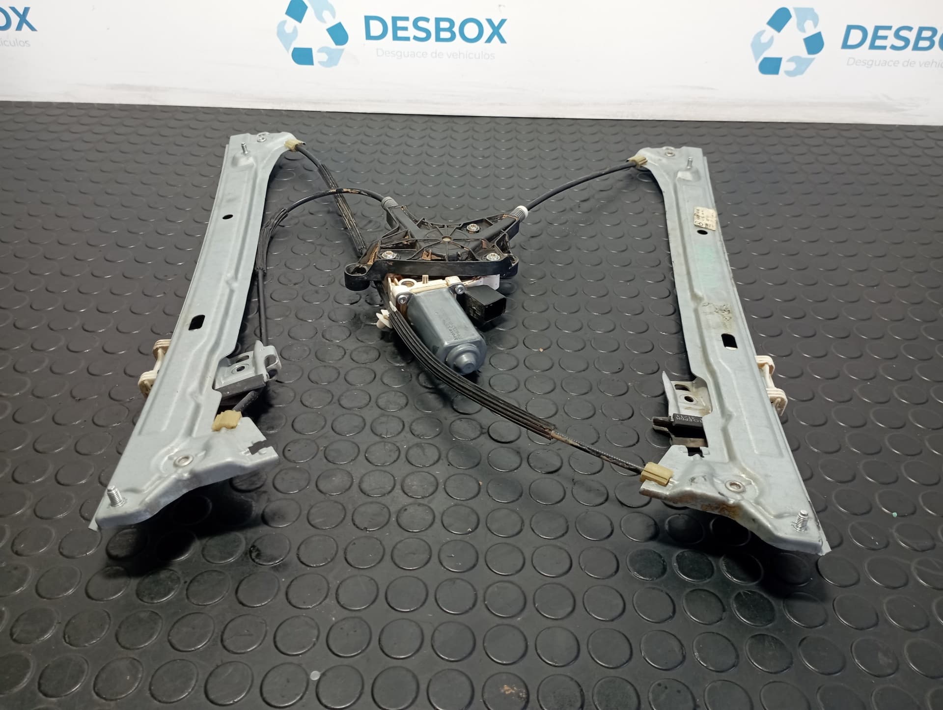 Recambio de ELEVALUNAS DELANTERO DERECHO para MERCEDES-BENZ VITO (W639) BASIC, COMBI 2.2 CDI  OM646982 referencia OEM IAM A6397200546 - VERDE 3
