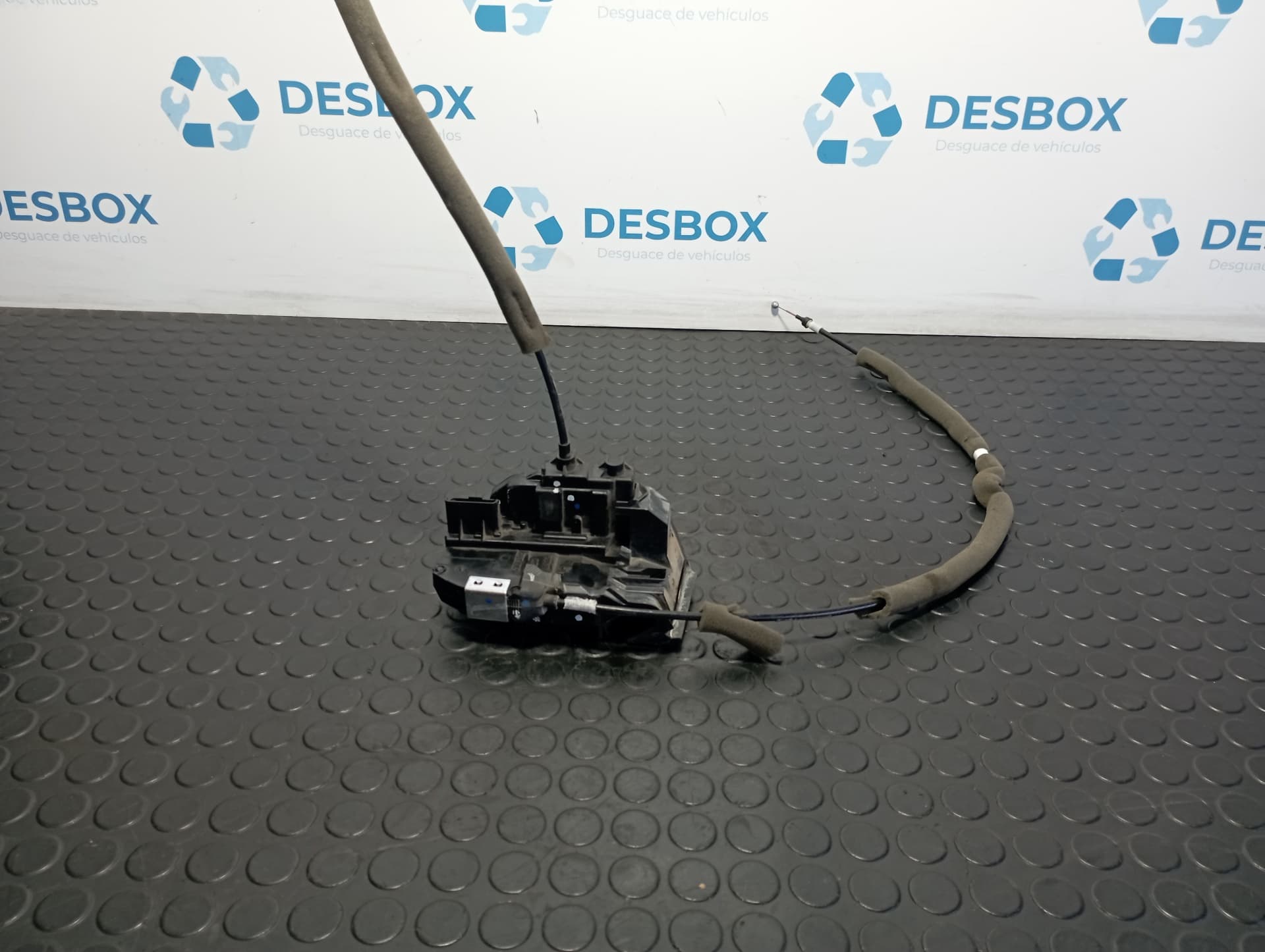 Recambio de CERRADURA PUERTA TRASERA IZQUIERDA para NISSAN QASHQAI (J11) J11 1.5 DCI K9K430 referencia OEM IAM 825014EA0A - BLANCO