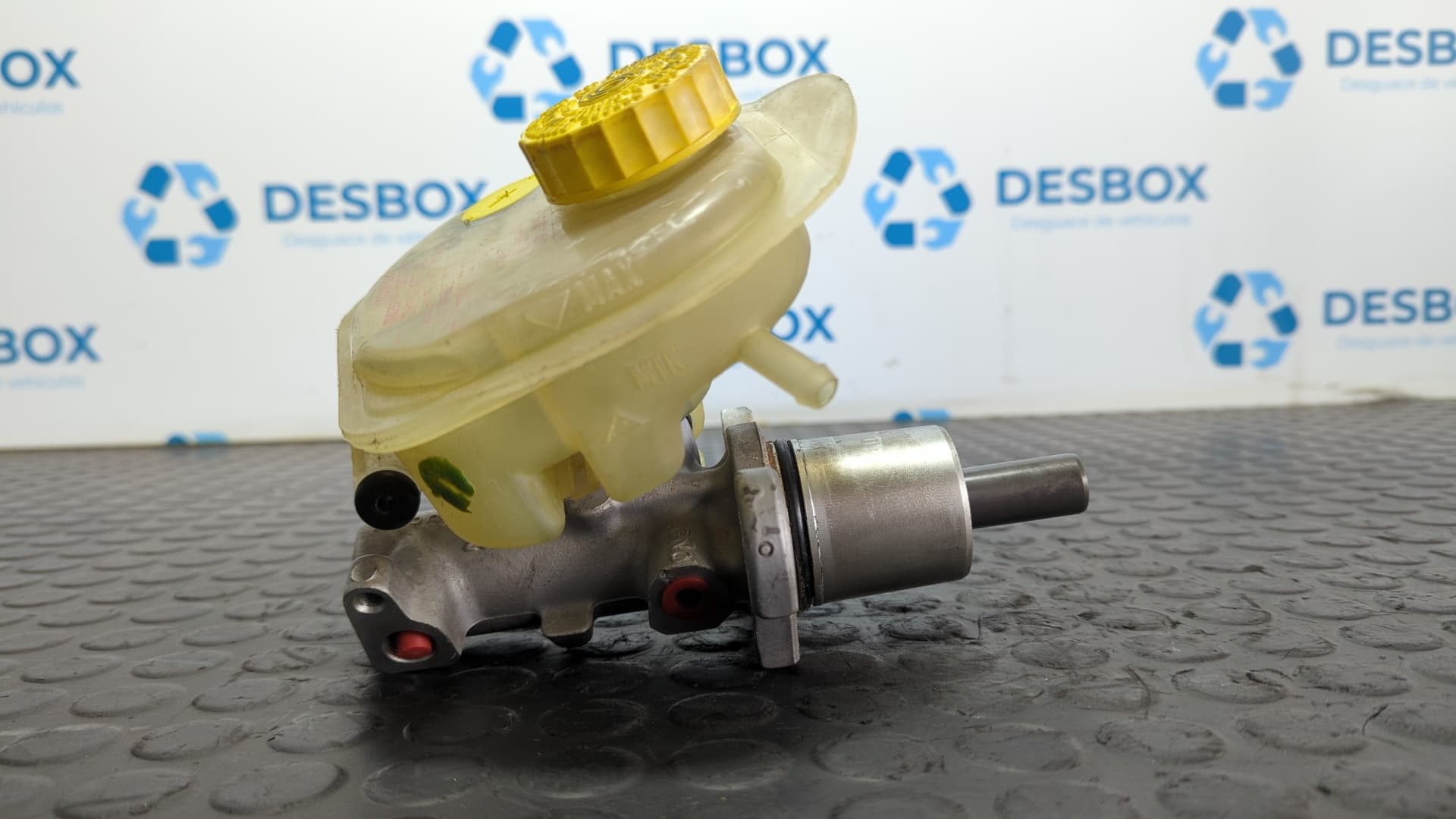 Recambio de BOMBA FRENO para VOLKSWAGEN PASSAT BERLINA (3B3) AVF referencia OEM IAM 4B0611301E 2