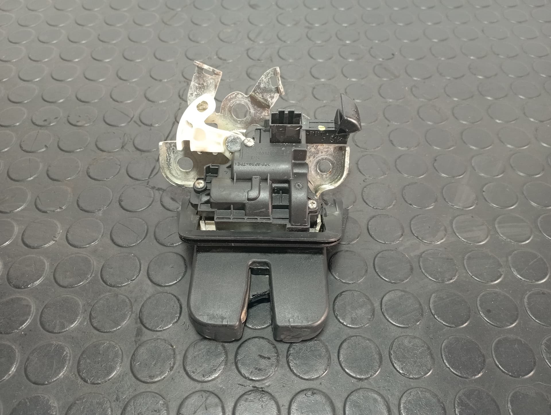 Recambio de CERRADURA MALETERO / PORTON para AUDI Q5 (8R) Q5 2.0 TDI CGL referencia OEM IAM 8R0827505 - AZUL 2