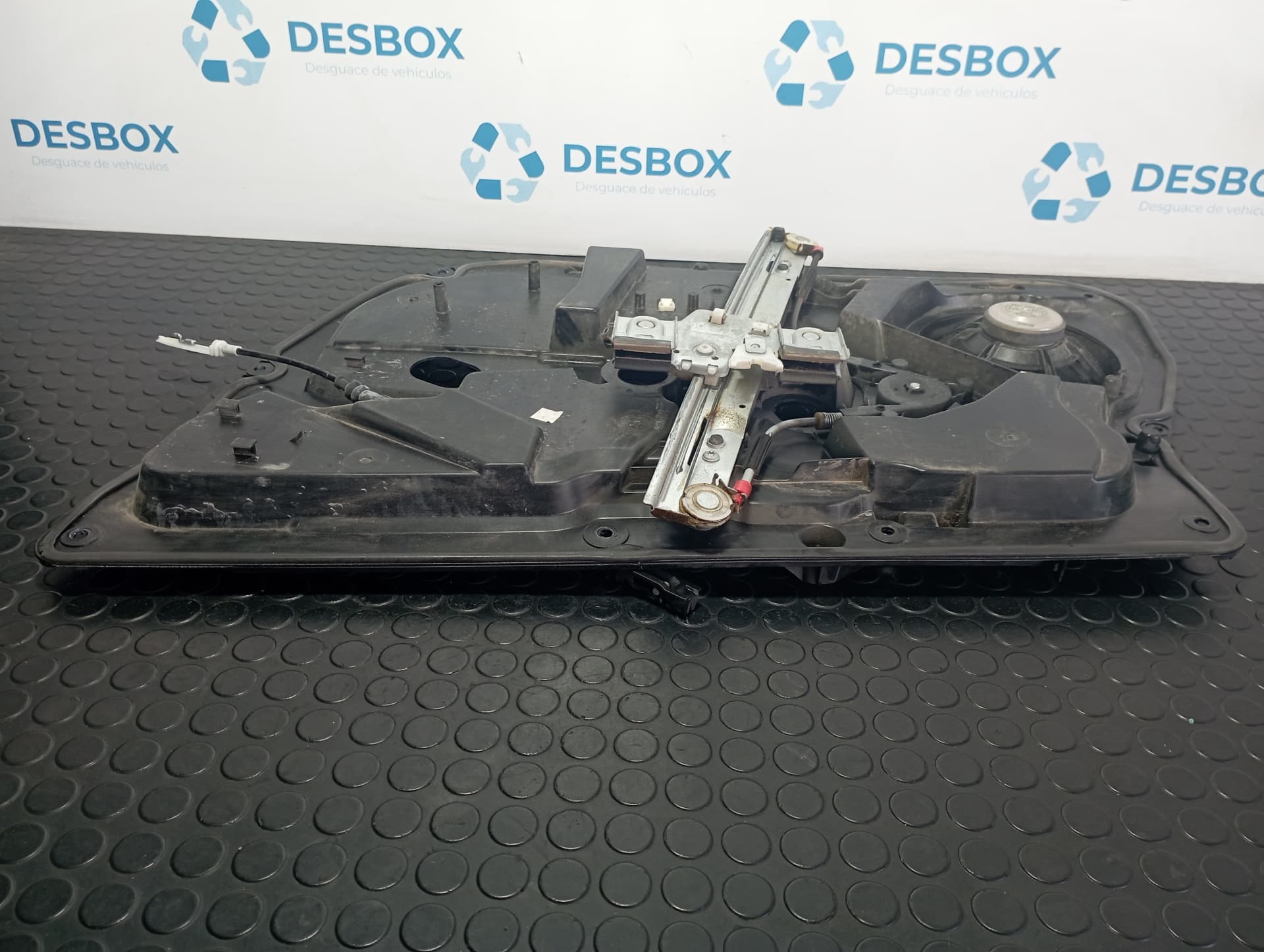 Recambio de ELEVALUNAS DELANTERO IZQUIERDO para FORD FIESTA (CCN) Black Edition SFJA referencia OEM IAM C1BBA045H17AB - BLANCO 2