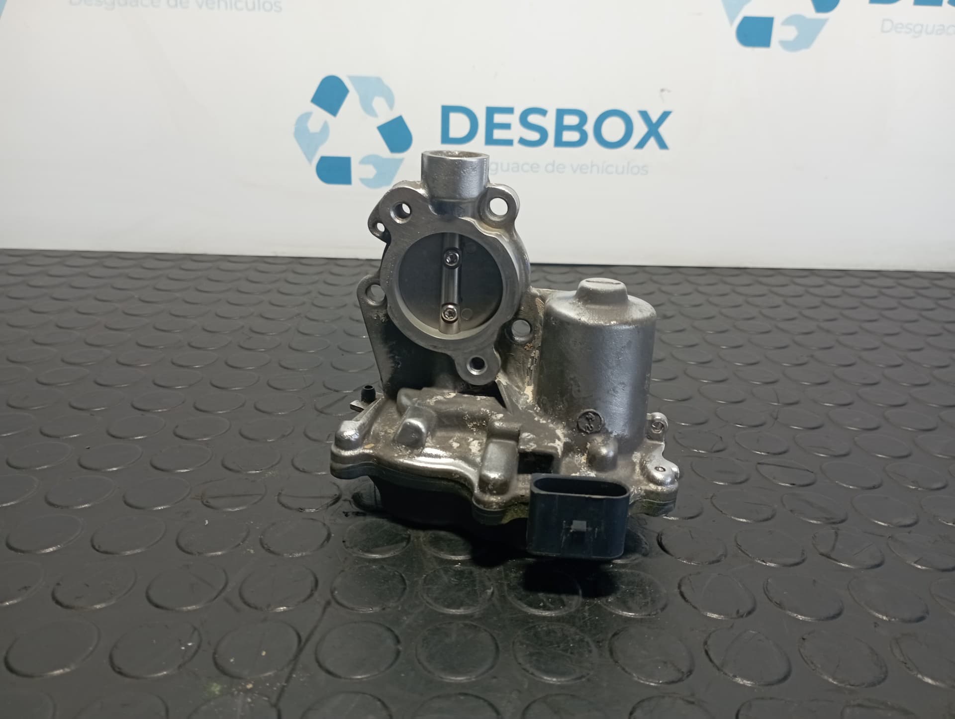 Recambio de CAJA MARIPOSA para AUDI A1 SPORTBACK (8XF) 1.6 TDI CXMA referencia OEM IAM 04B131501D - GRIS 3