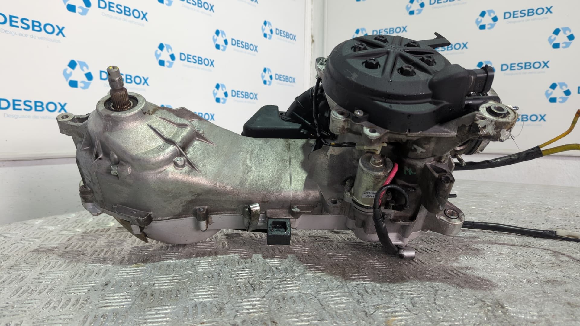 Recambio de MOTOR para PIAGGIO (VESPA) NRG POWER 49CC referencia OEM IAM CA71M - NEGRO 2