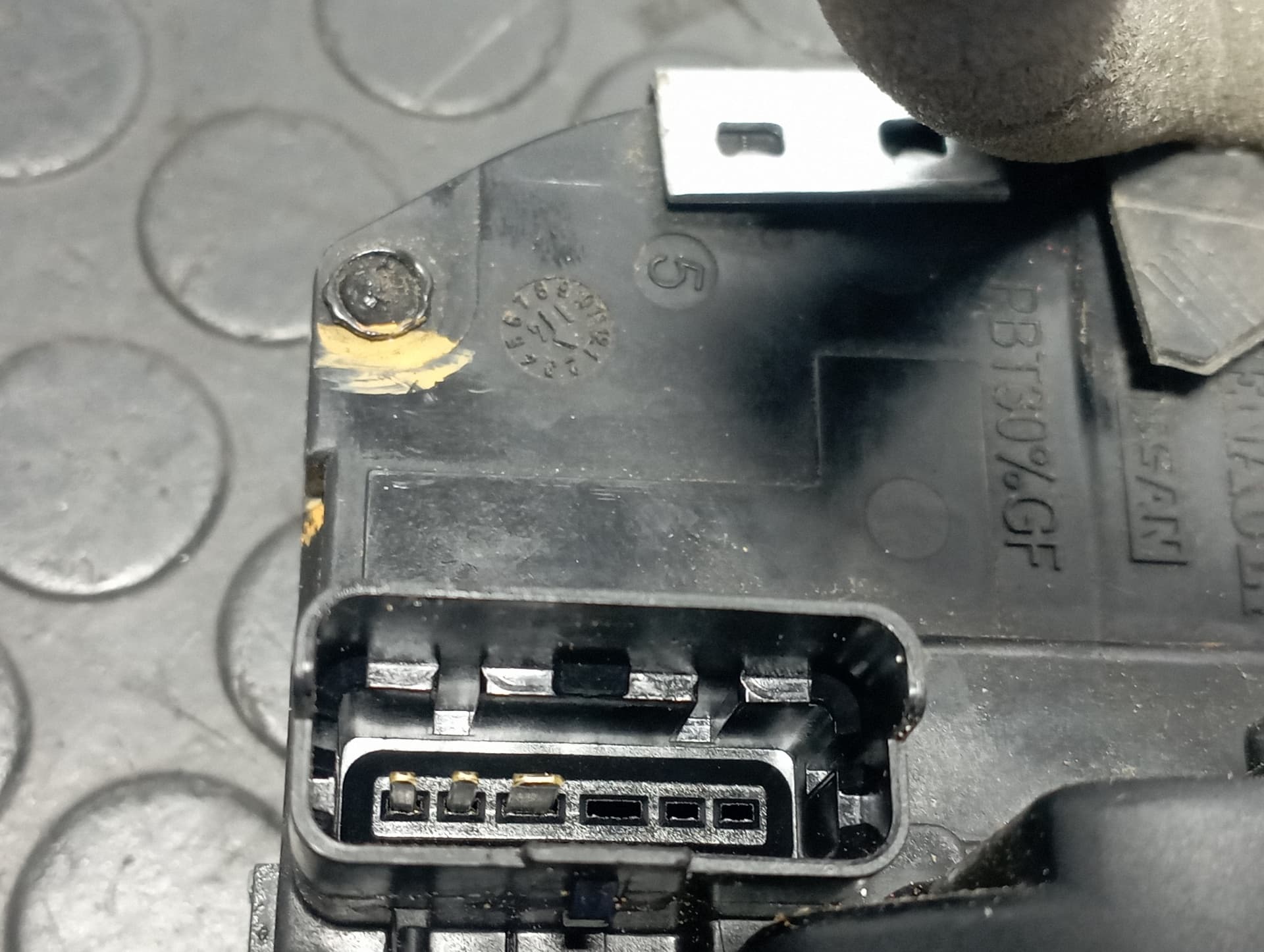 Recambio de CERRADURA PUERTA DELANTERA DERECHA para NISSAN QASHQAI (J11) J11 1.5 DCI K9K430 referencia OEM IAM 80500JD900 - BLANCO 2