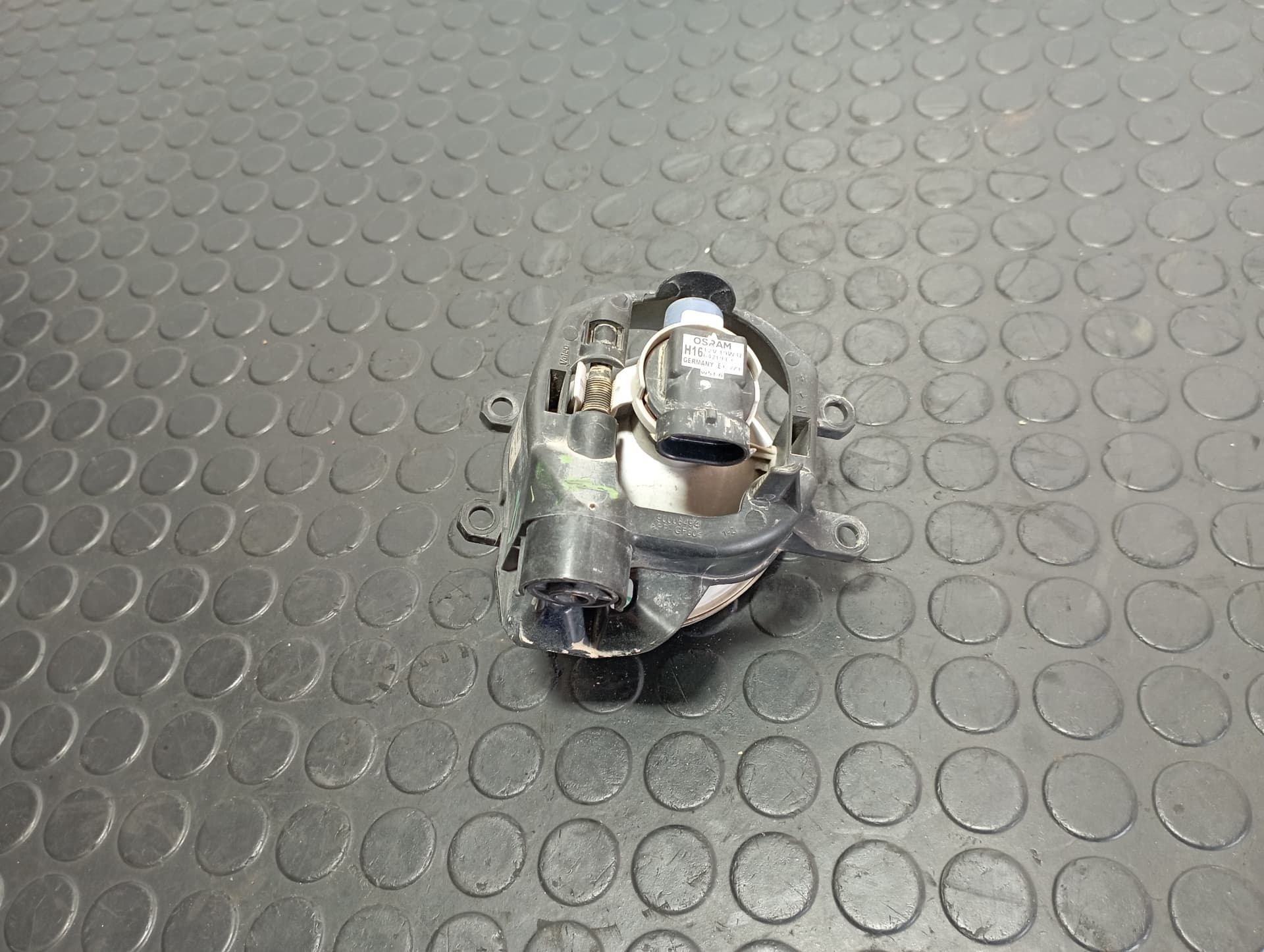 Recambio de FARO ANTINIEBLA DERECHO para TOYOTA AURIS 1.8 HYBRID 2ZR referencia OEM IAM 90008490RH - BLANCO 2
