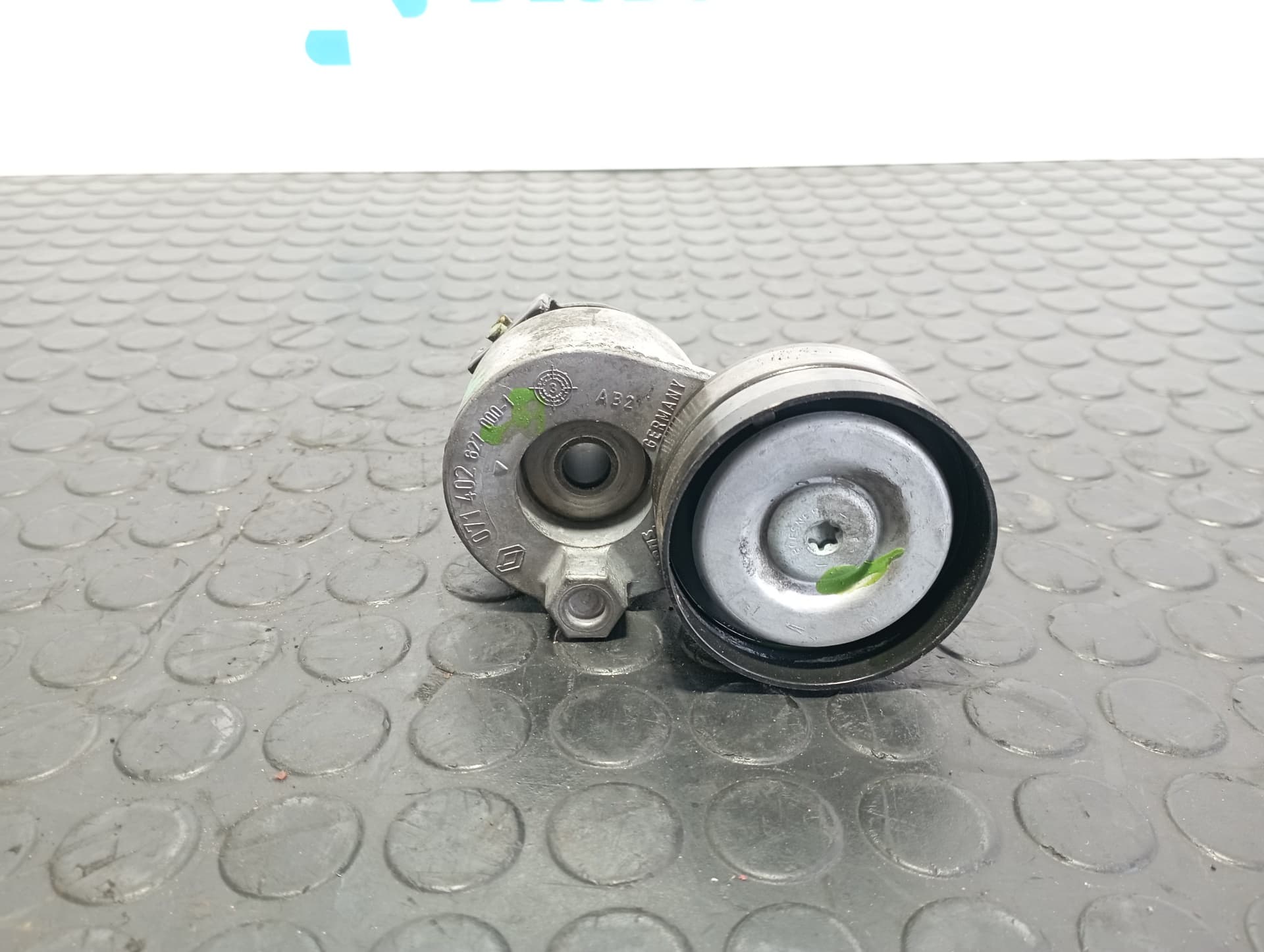 Recambio de TENSOR CORREA AUXILIAR para OPEL VIVARO 1.9 DCI F9QU7 referencia OEM IAM 071402627001 - BLANCO