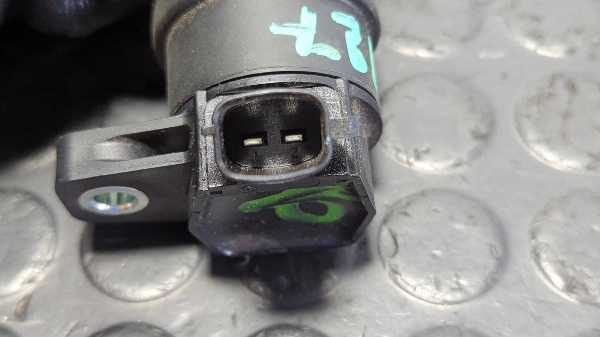 Recambio de BOBINA ENCENDIDO para KIA PICANTO 1.0 G3LA referencia OEM IAM 2730104000 - ROJO 3