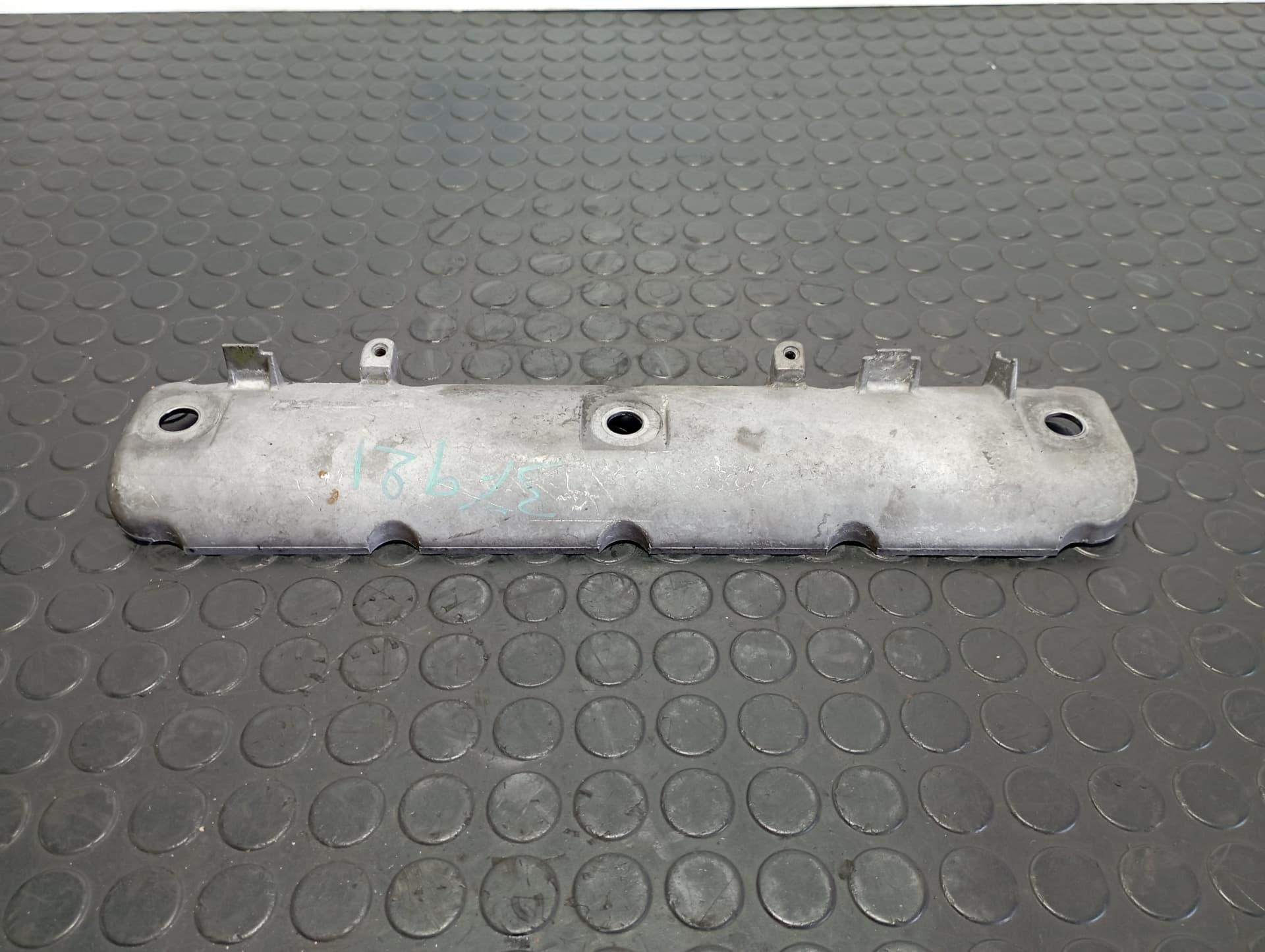 Recambio de TAPA BALANCINES para OPEL VIVARO 1.9 DCI F9QU7 referencia OEM IAM 8200303546 - BLANCO 4