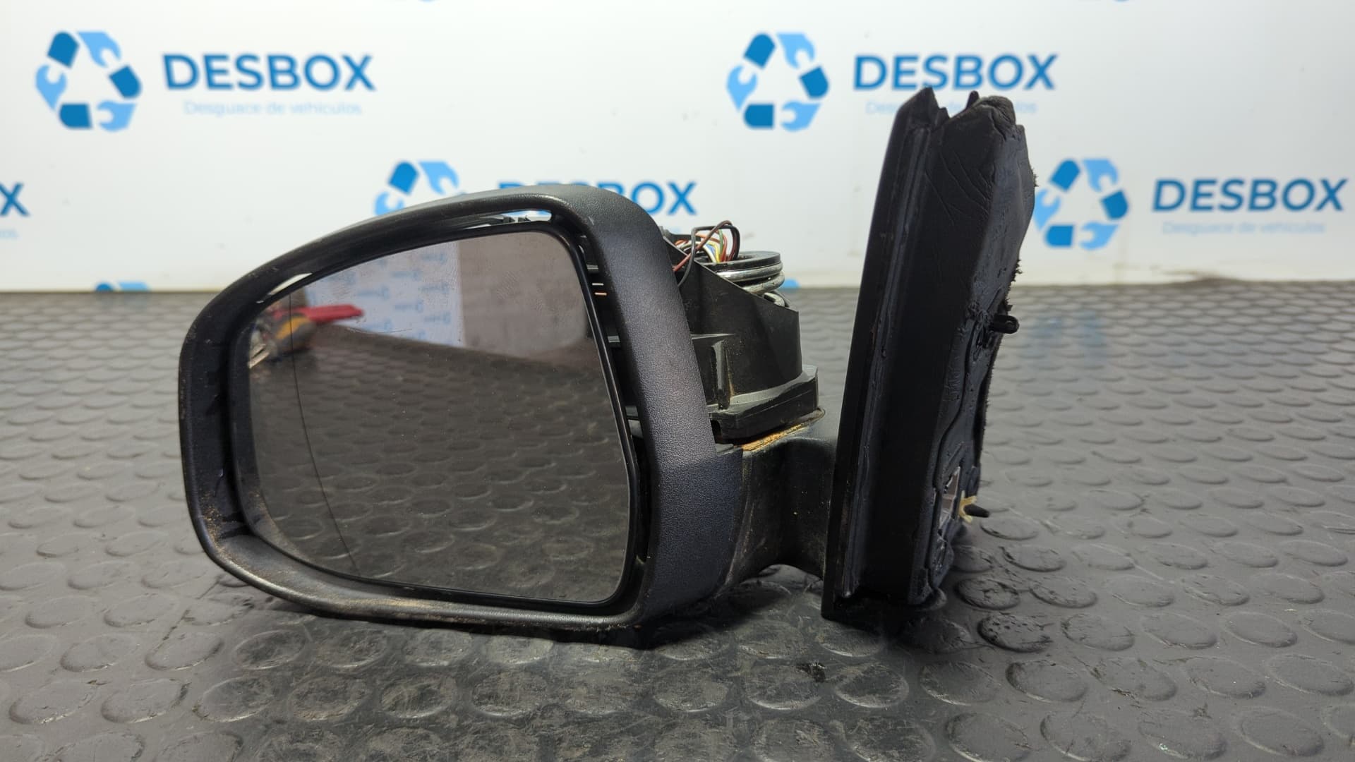 Recambio de RETROVISOR IZQUIERDO para FORD FOCUS LIM. (CB8) FOCUS ST SPORT R9DA referencia OEM IAM 034550 - ROJO