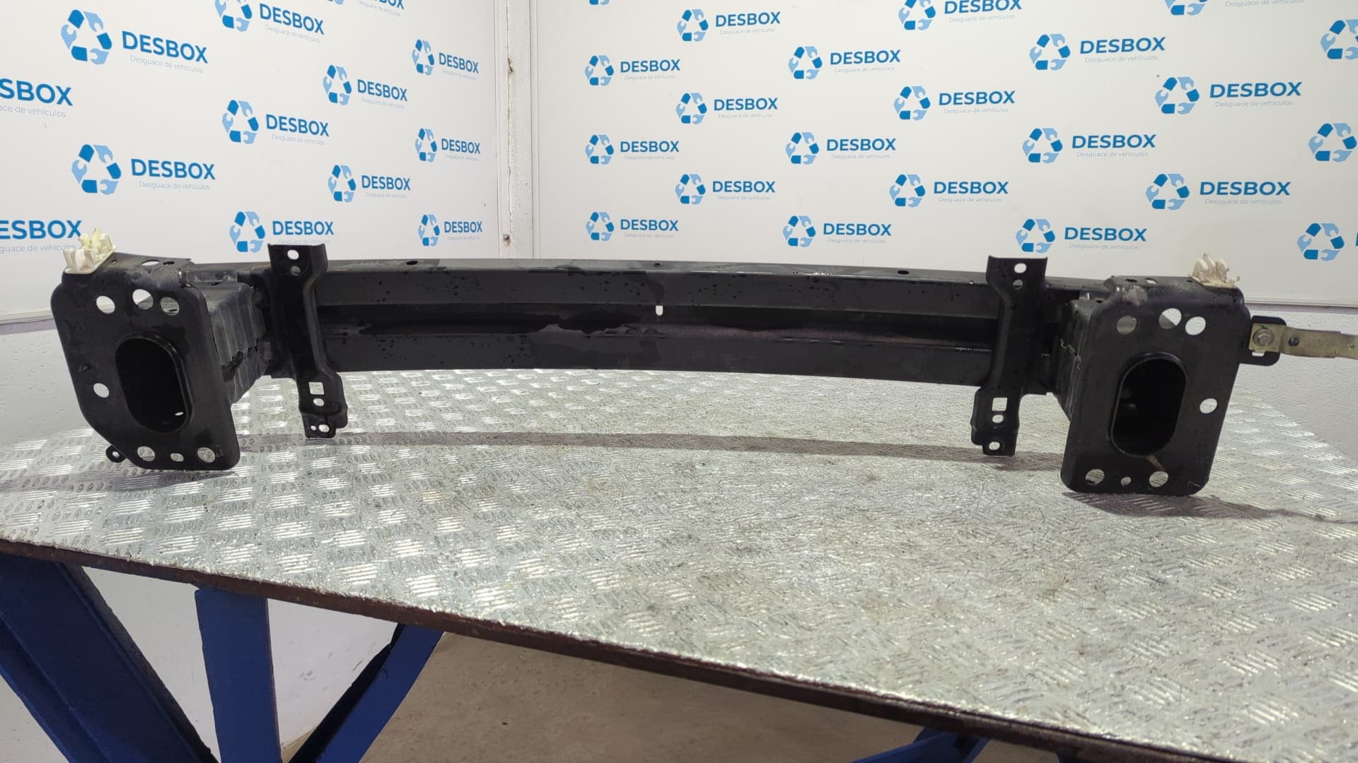 Recambio de REFUERZO PARAGOLPES DELANTERO para FORD FIESTA (CCN) Black Edition SFJA referencia OEM IAM KA10665 - BLANCO 2