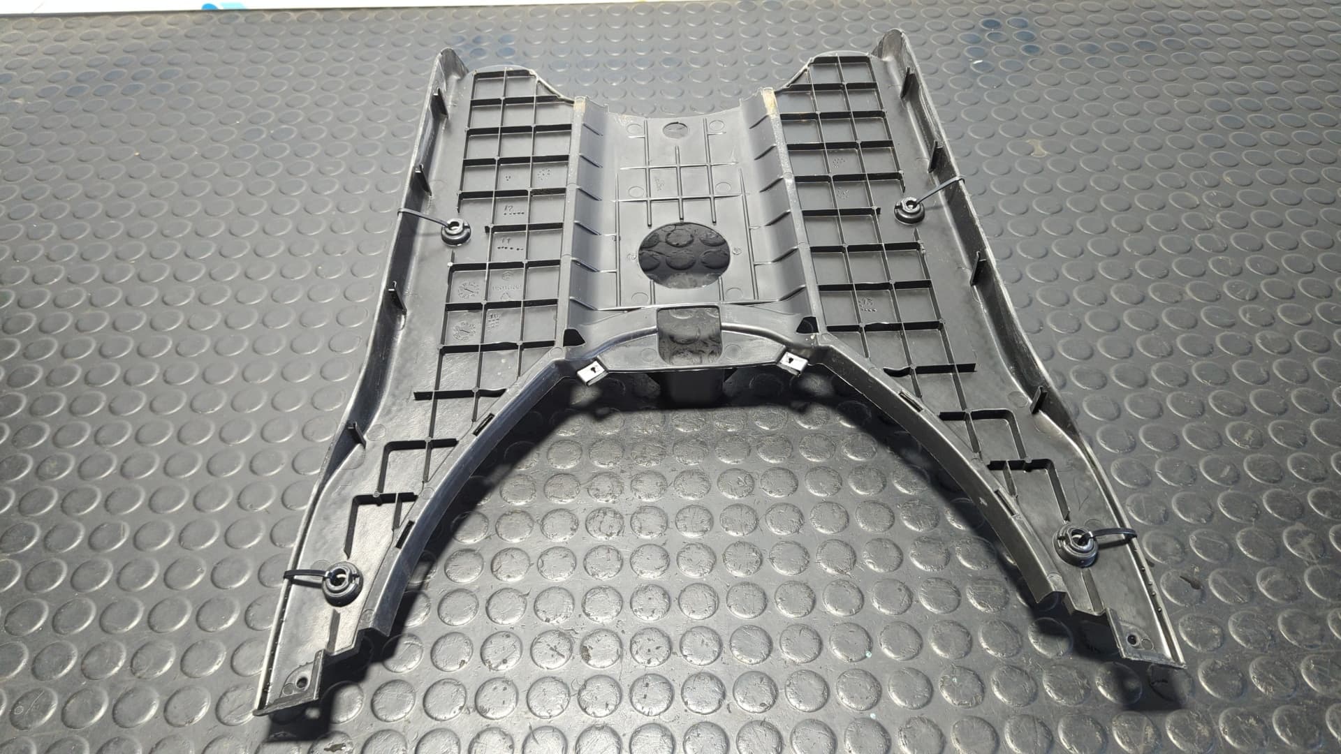 Recambio de POSAPIES DELANTERO para PIAGGIO (VESPA) NRG POWER 49 CC 49CC referencia OEM IAM 959332 - NEGRO 3