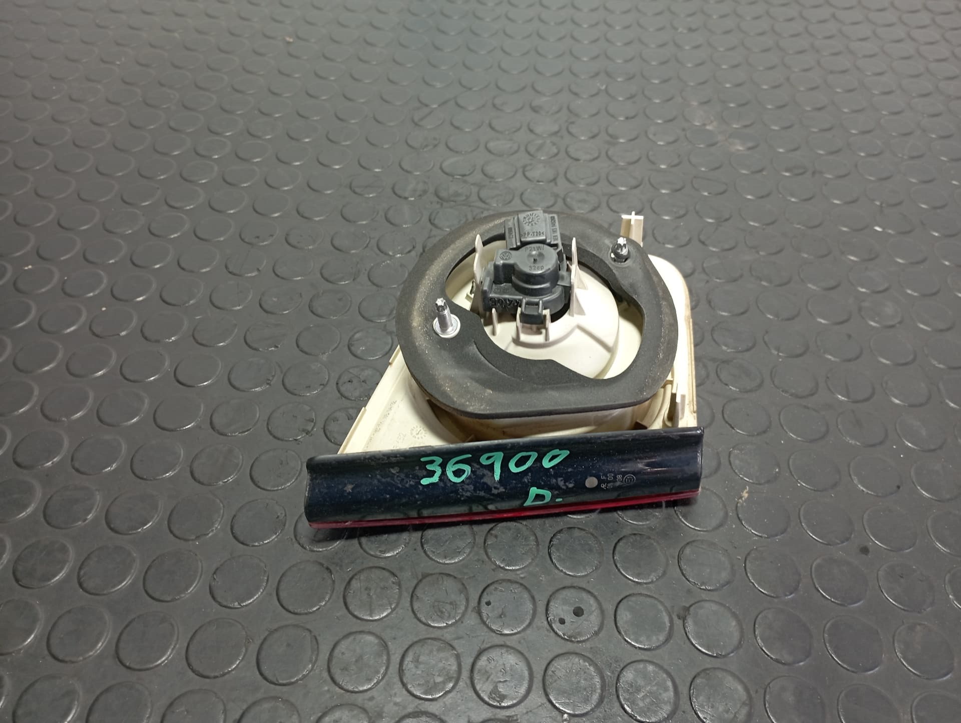 Recambio de PILOTO PORTON DERECHO para VOLKSWAGEN JETTA (1K2) 2.0 TDI BKD referencia OEM IAM 1K5945094 - VERDE 3