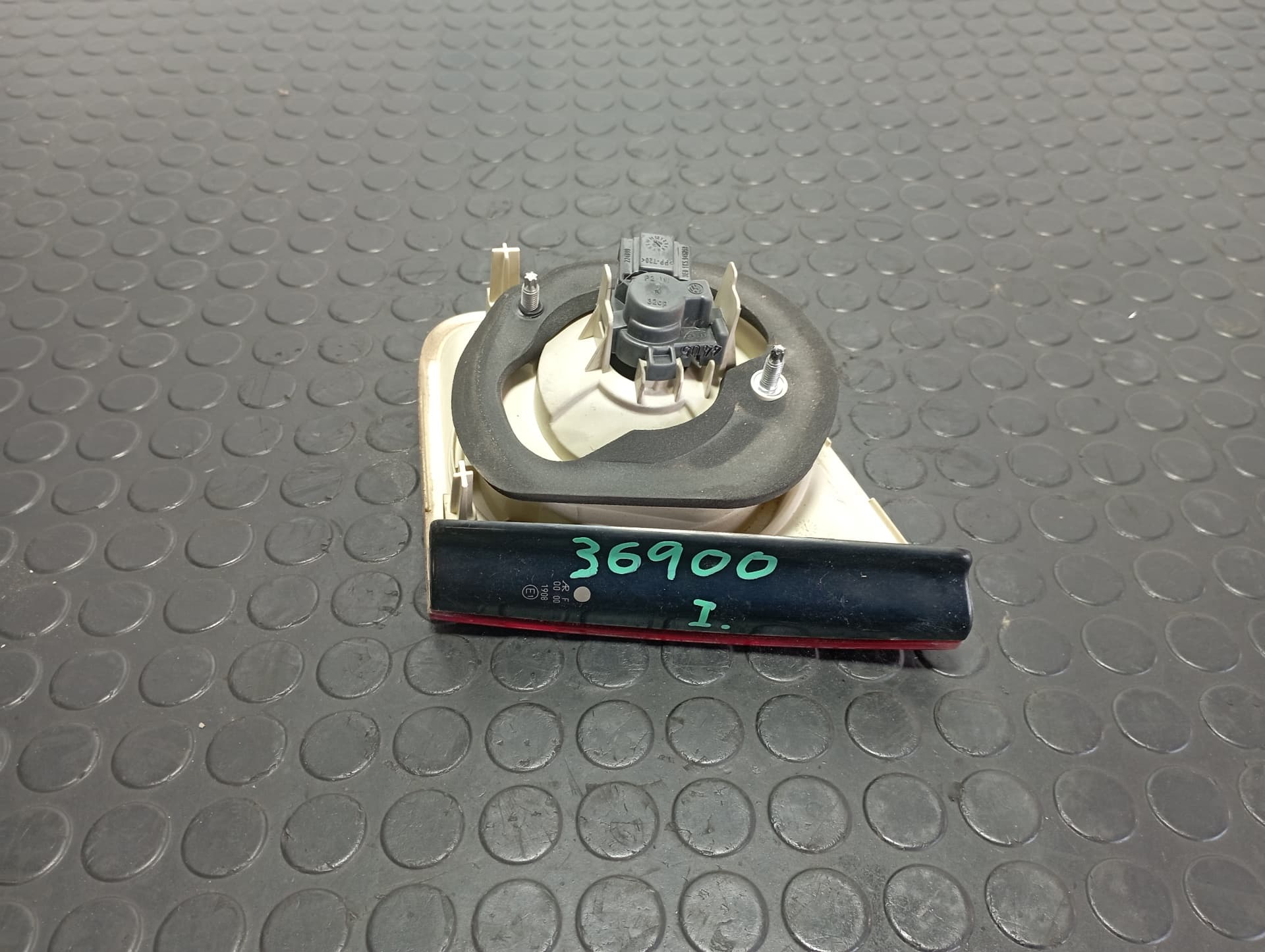 Recambio de PILOTO PORTON IZQUIERDO para VOLKSWAGEN JETTA (1K2) 2.0 TDI BKD referencia OEM IAM 1K5945093 - VERDE 2