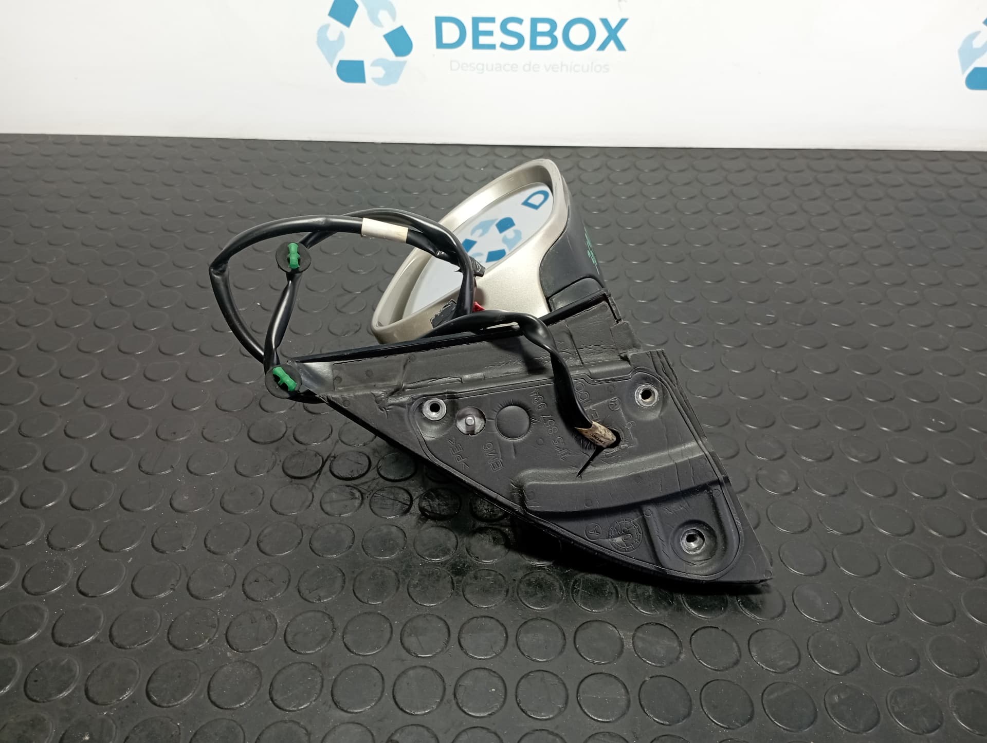 Recambio de RETROVISOR DERECHO para VOLKSWAGEN JETTA (1K2) 2.0 TDI BKD referencia OEM IAM 1K5857934 - VERDE 4