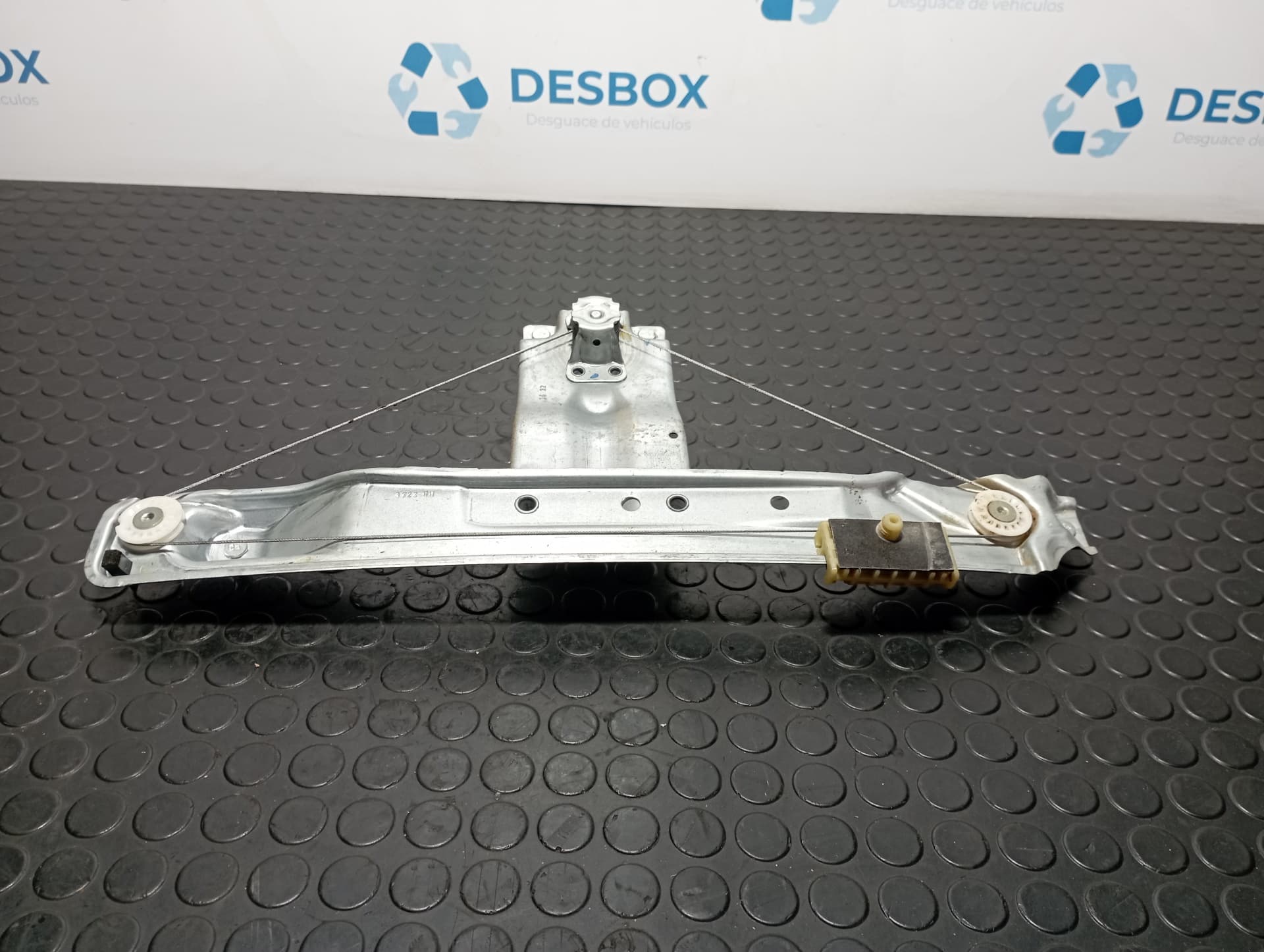 Recambio de ELEVALUNAS TRASERO DERECHO para DACIA DUSTER II 0.999 H4DF4 referencia OEM IAM 827200990R - VERDE 3