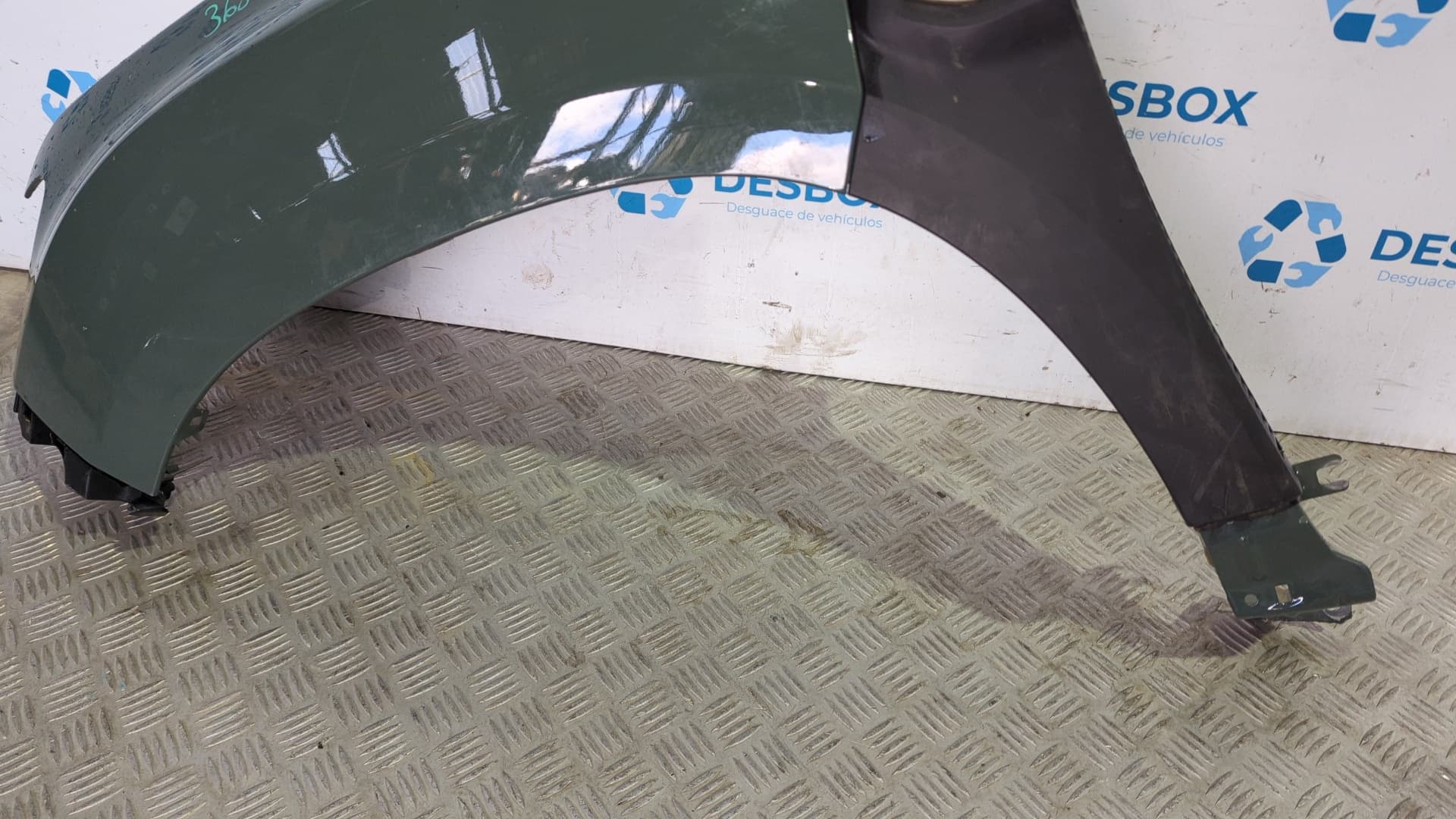 Recambio de ALETA DELANTERA IZQUIERDA para DACIA DUSTER II 0.999 H4DF4 - VERDE 3