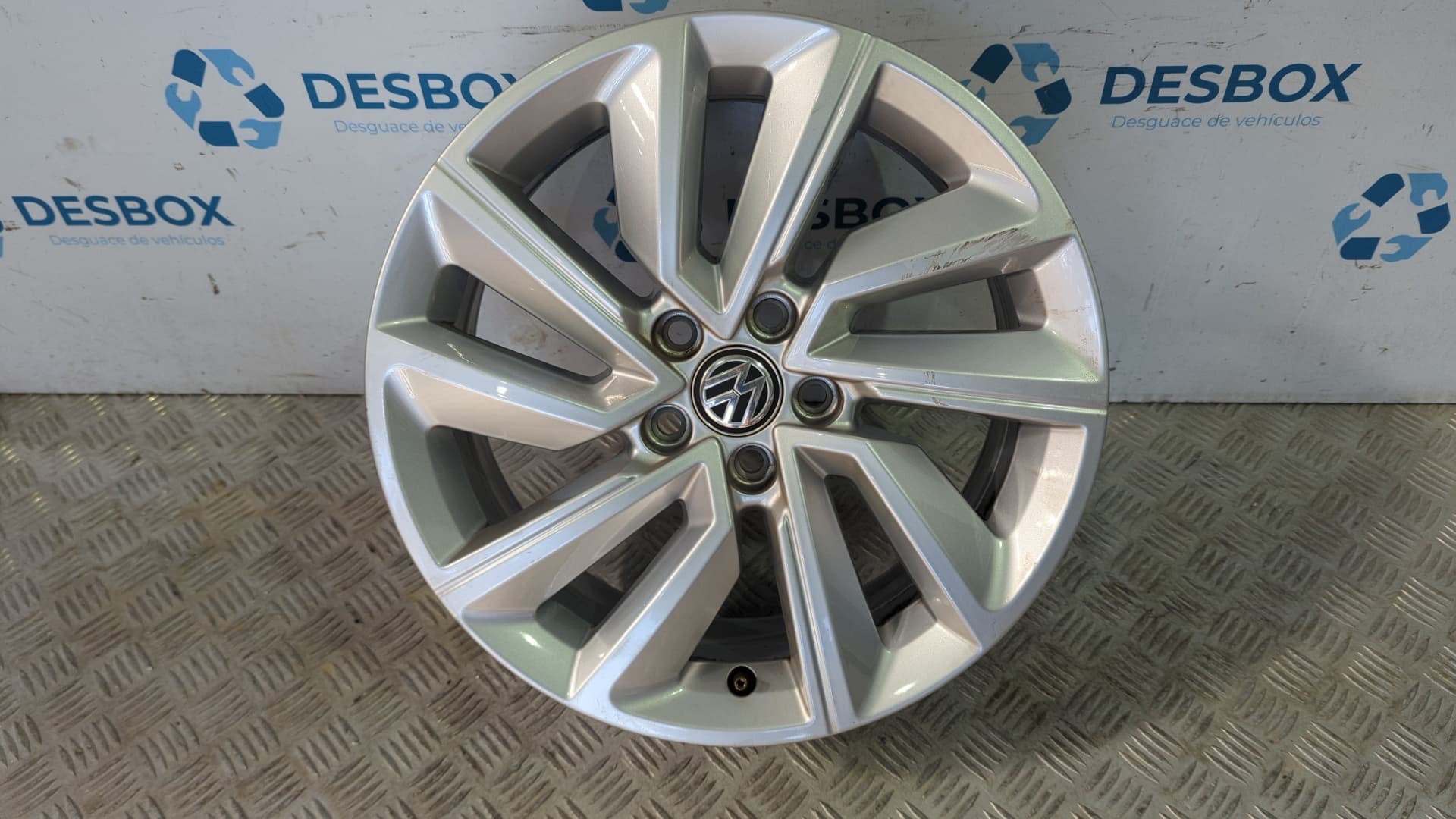 Recambio de JUEGO LLANTAS para VOLKSWAGEN T-CROSS (D31) 1.0 TSI DKLA referencia OEM IAM 2GM601025S - NARANJA 5