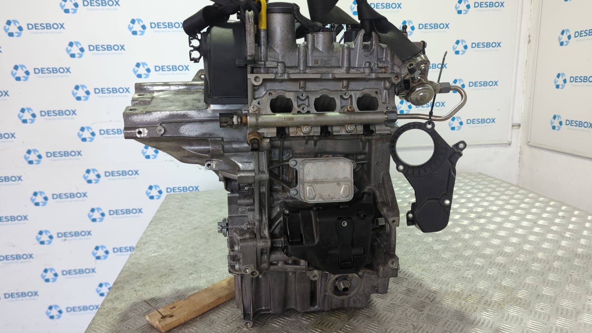 Recambio de MOTOR para VOLKSWAGEN T-CROSS (D31) 1.0 TSI DKLA referencia OEM IAM DKR - NARANJA 5