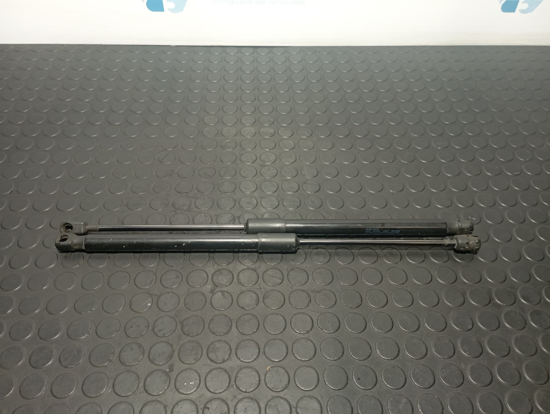Recambio de AMORTIGUADORES MALETERO / PORTON para VOLKSWAGEN T-CROSS (D31) 1.0 TSI DKLA referencia OEM IAM 2GM82755005S - NARANJA 2
