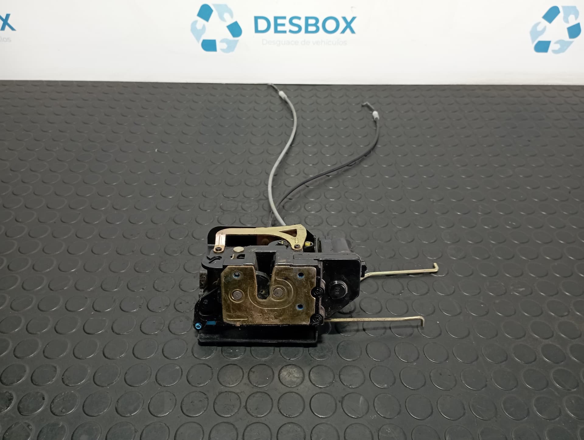 Recambio de CERRADURA PUERTA DELANTERA DERECHA para SSANGYONG KYRON 2.0 DI D20DT referencia OEM IAM 7122009005 - GRIS 4