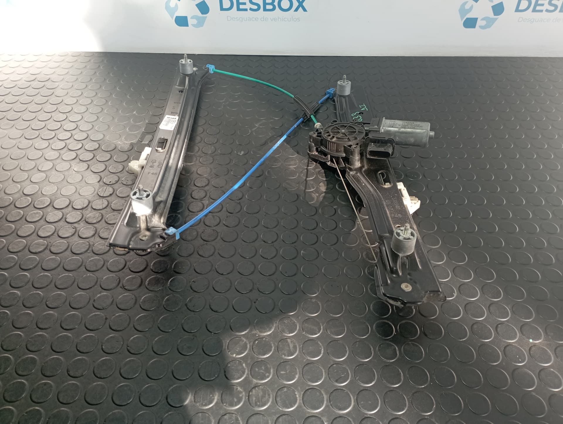 Recambio de ELEVALUNAS DELANTERO IZQUIERDO para BMW SERIE X1 (F48) X1 SDRIVE 18D B47C20A referencia OEM IAM 13262410 - BLANCO