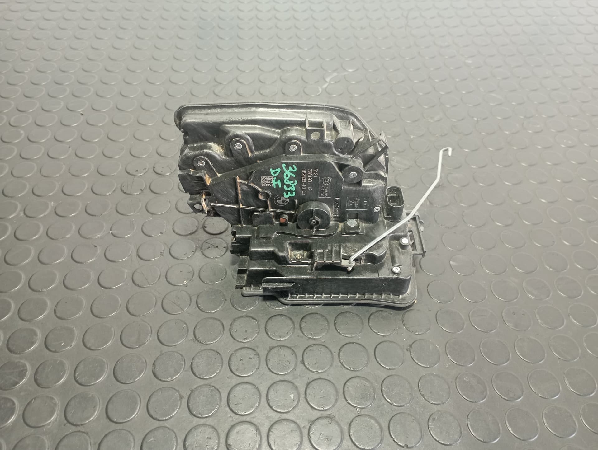 Recambio de CERRADURA PUERTA DELANTERA IZQUIERDA para BMW SERIE X1 (F48) X1 SDRIVE 18D B47C20A referencia OEM IAM 7281931 - BLANCO