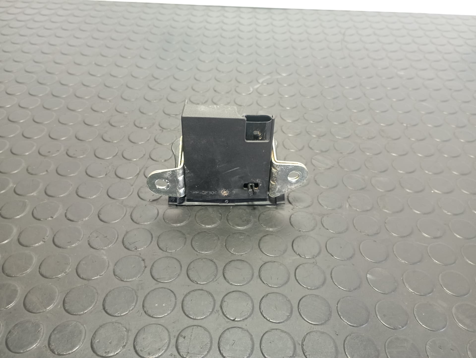 Recambio de CERRADURA MALETERO / PORTON para VOLKSWAGEN T-CROSS (D31) 1.0 TSI DKLA referencia OEM IAM A102523 - NARANJA 3