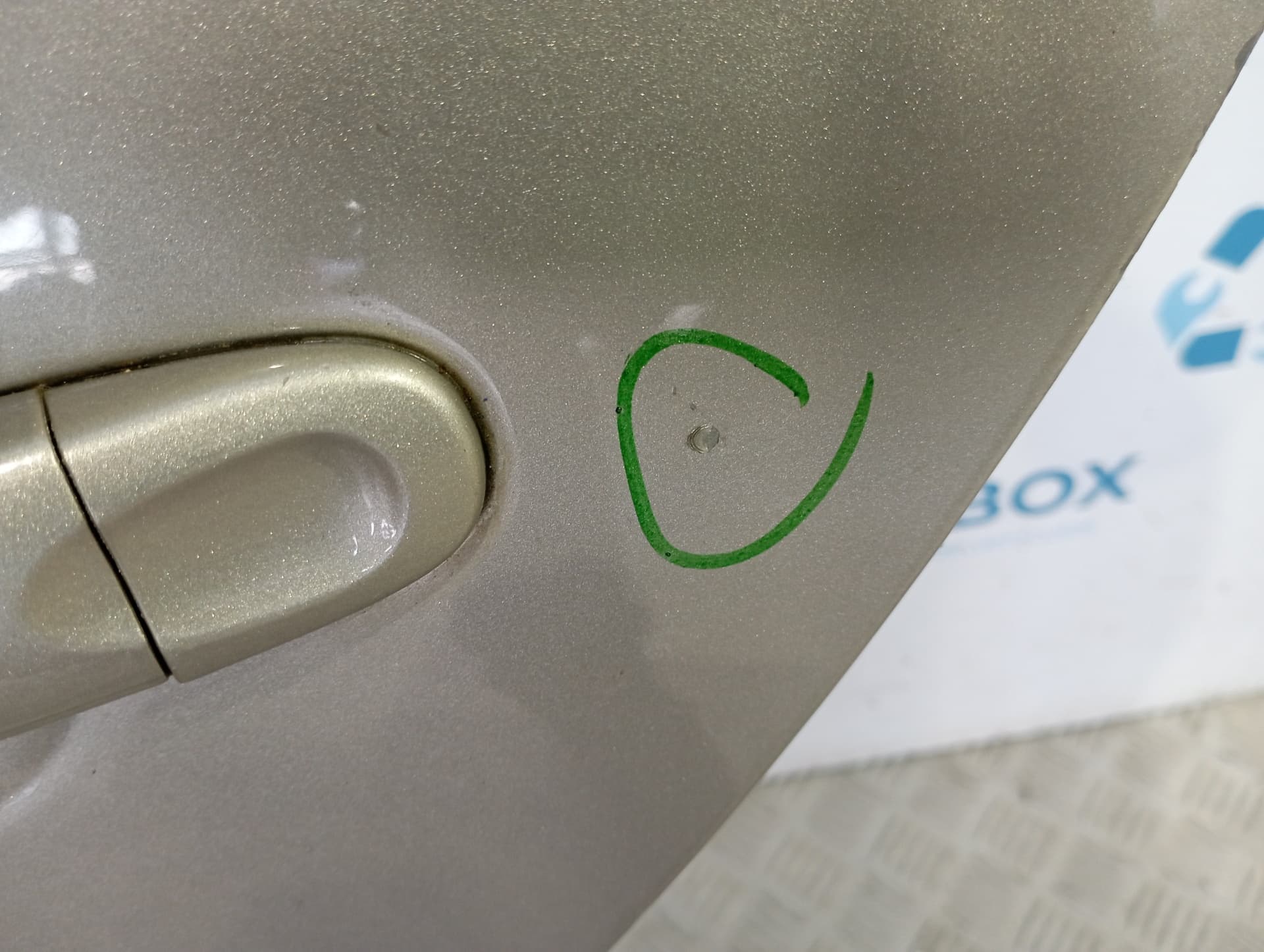 Recambio de PUERTA TRASERA IZQUIERDA para VOLKSWAGEN JETTA (1K2) 2.0 TDI BKD - VERDE 2