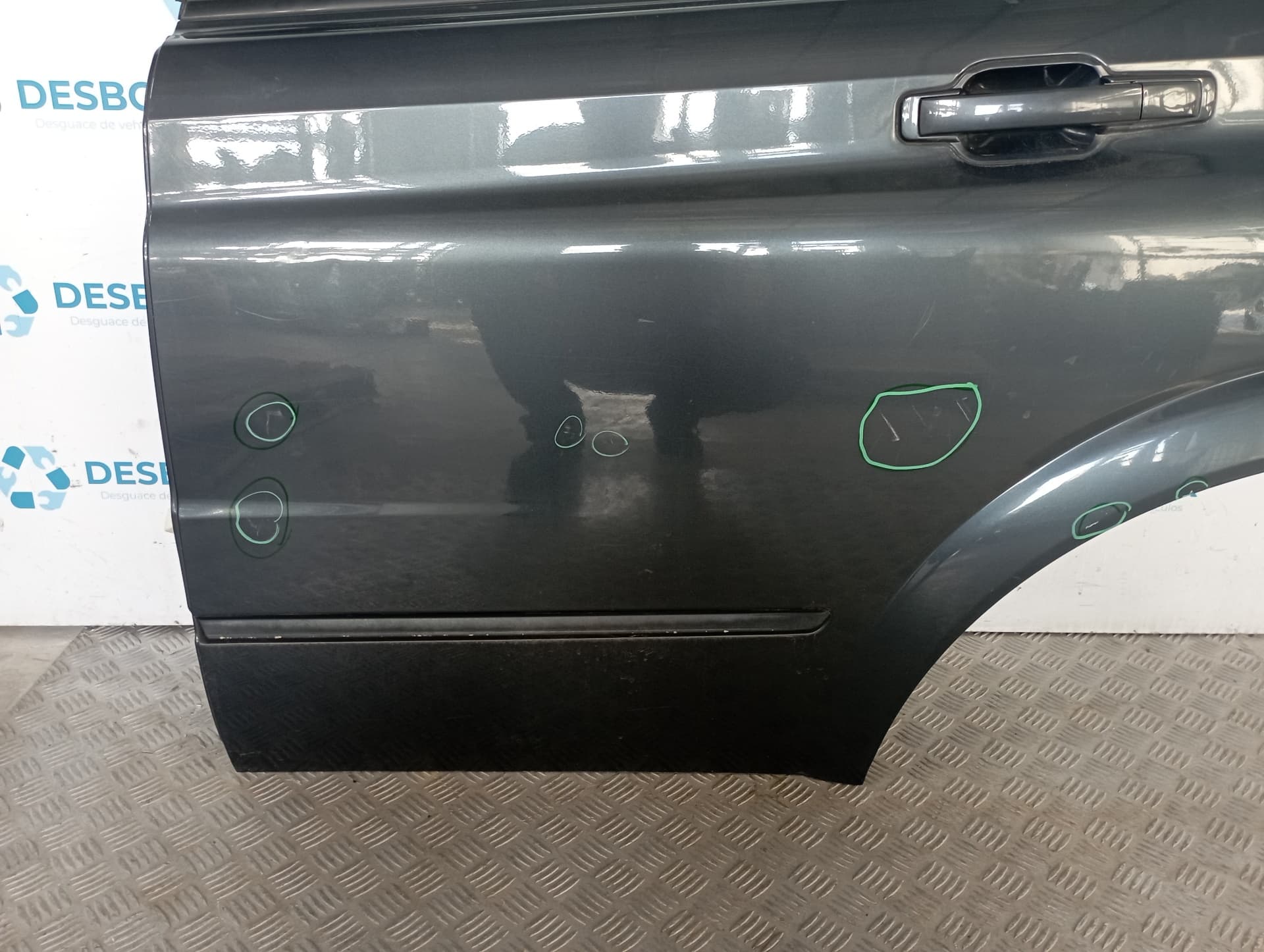 Recambio de PUERTA TRASERA IZQUIERDA para SSANGYONG KYRON 2.0 DI D20DT - GRIS 2