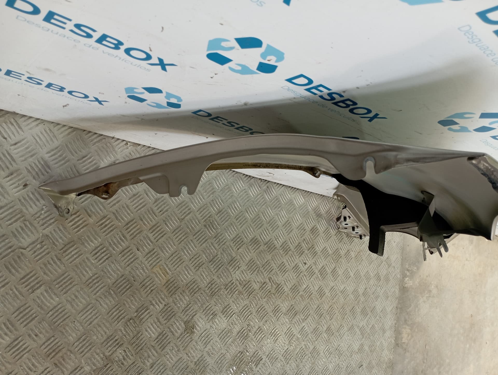 Recambio de ALETA DELANTERA IZQUIERDA para VOLKSWAGEN JETTA (1K2) 2.0 TDI BKD - VERDE 4