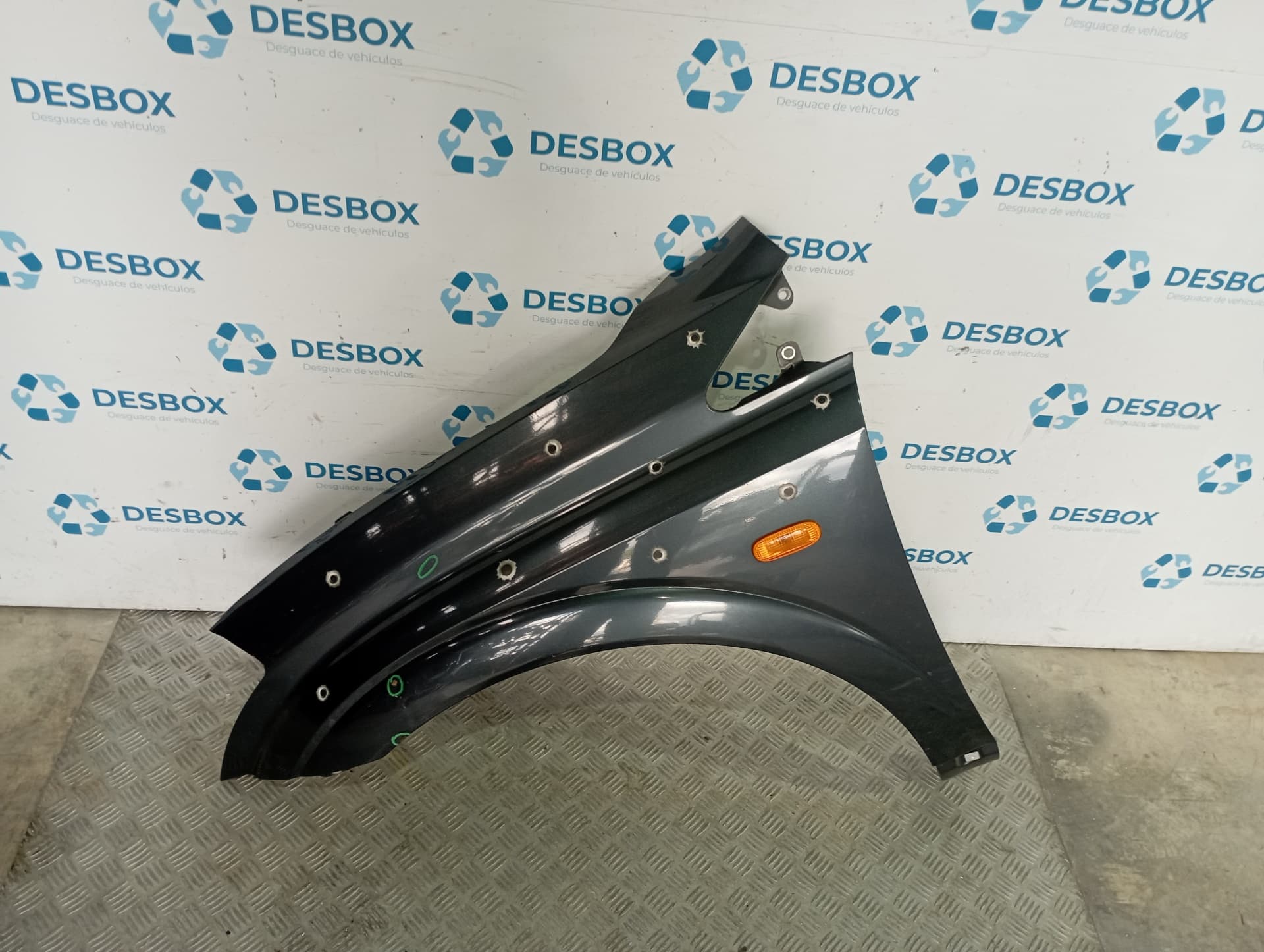 Recambio de ALETA DELANTERA IZQUIERDA para SSANGYONG KYRON 2.0 DI D20DT - GRIS