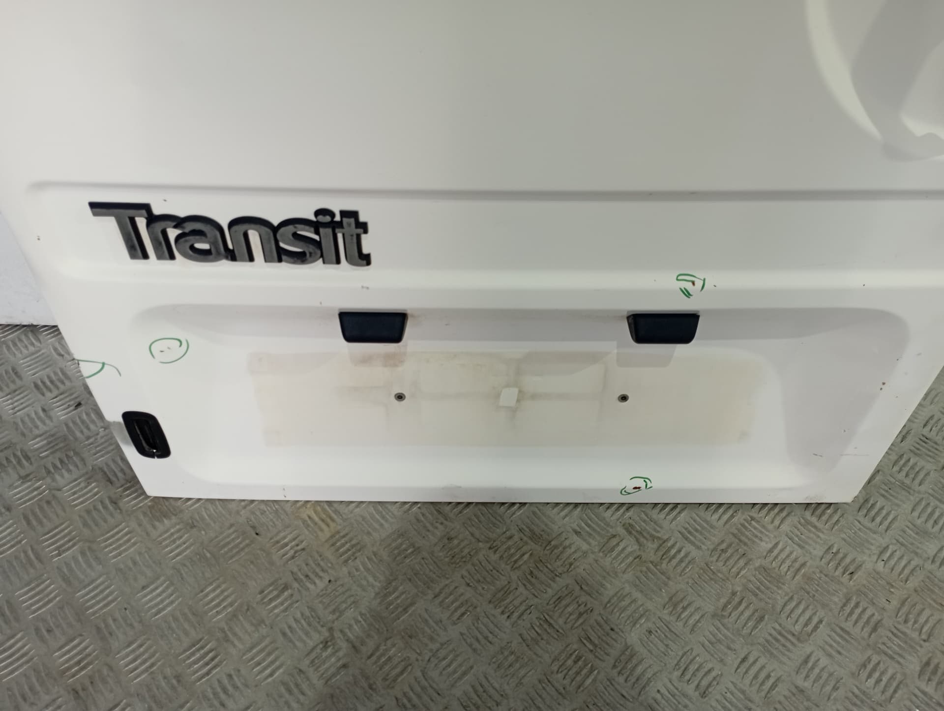 Recambio de PORTON TRASERO IZQUIERDO para FORD TRANSIT, COMBI 1995 FT  100   2.5  largo  HD 4EC - BLANCO 7