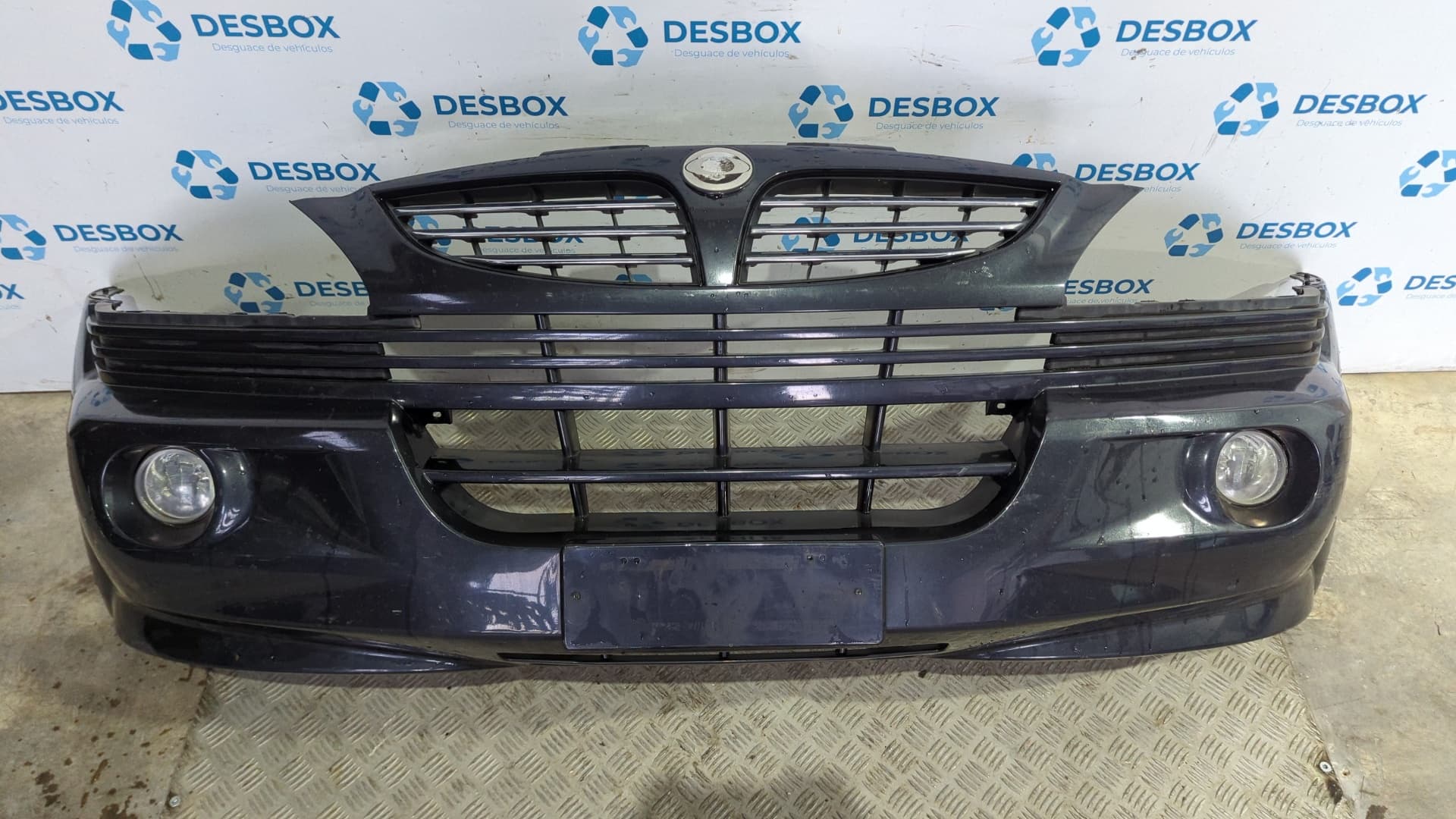 Recambio de PARAGOLPES DELANTERO para SSANGYONG KYRON 2.0 DI D20DT - GRIS