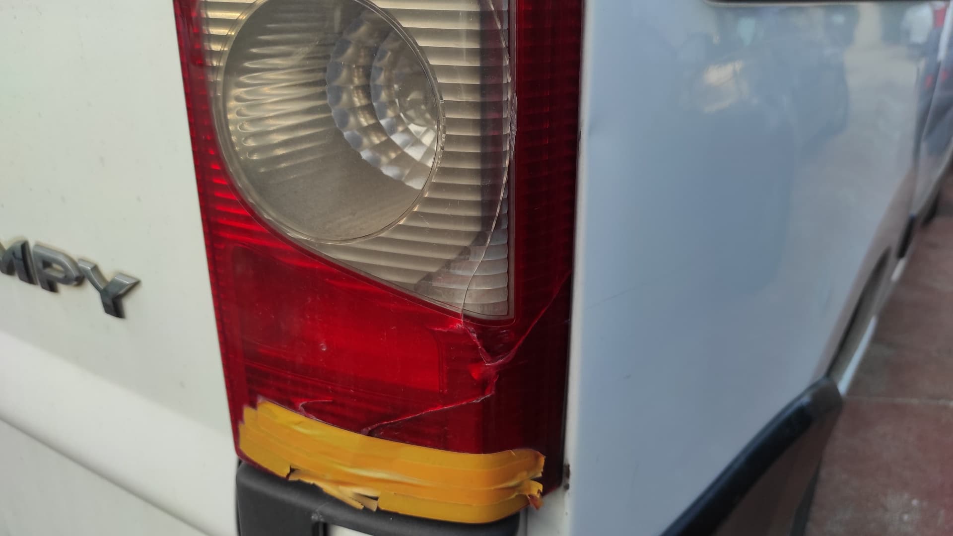 Recambio de LUZ CENTRAL DE FRENO para CITROEN JUMPY 1.6 HDI 9HU - BLANCO 9