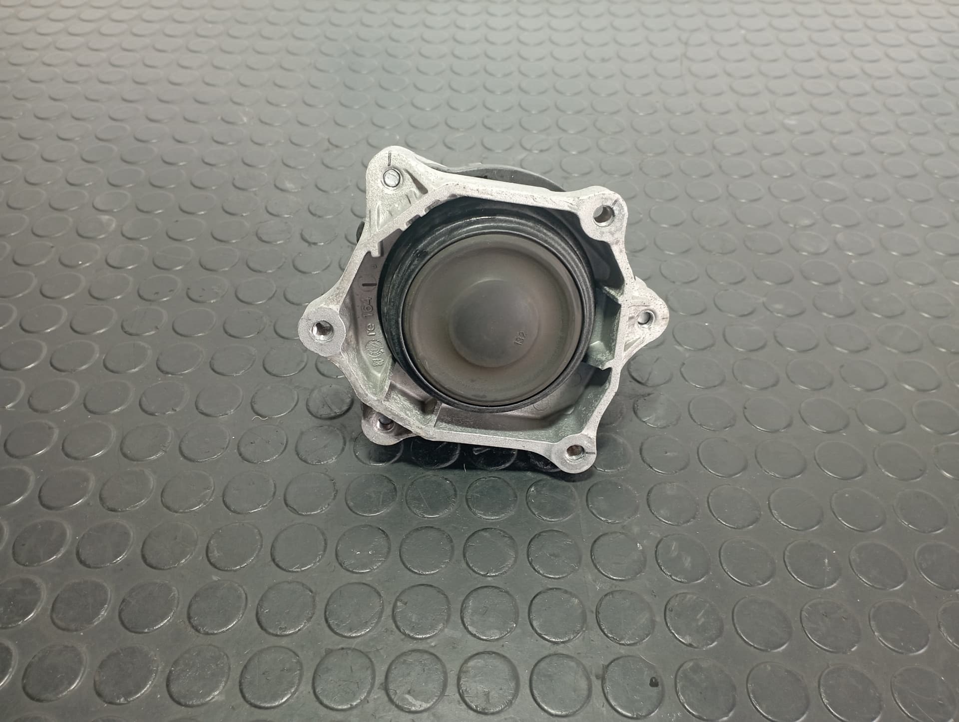 Recambio de SOPORTE MOTOR DERECHO para BMW SERIE 3 LIM. (F30) * B47D20A referencia OEM IAM 685941201 - NEGRO 2
