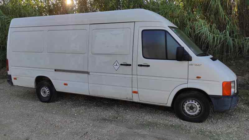 Recambio de PUERTA DELANTERA DERECHA para VOLKSWAGEN LT CAJA CERRADA / COMBI (MOD. 1997) ATA - BLANCO