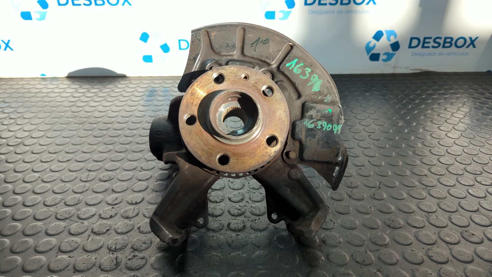 Recambio de MANGUETA DELANTERA IZQUIERDA para AUDI A3 (8L) AHF referencia OEM IAM 1J0255M 2