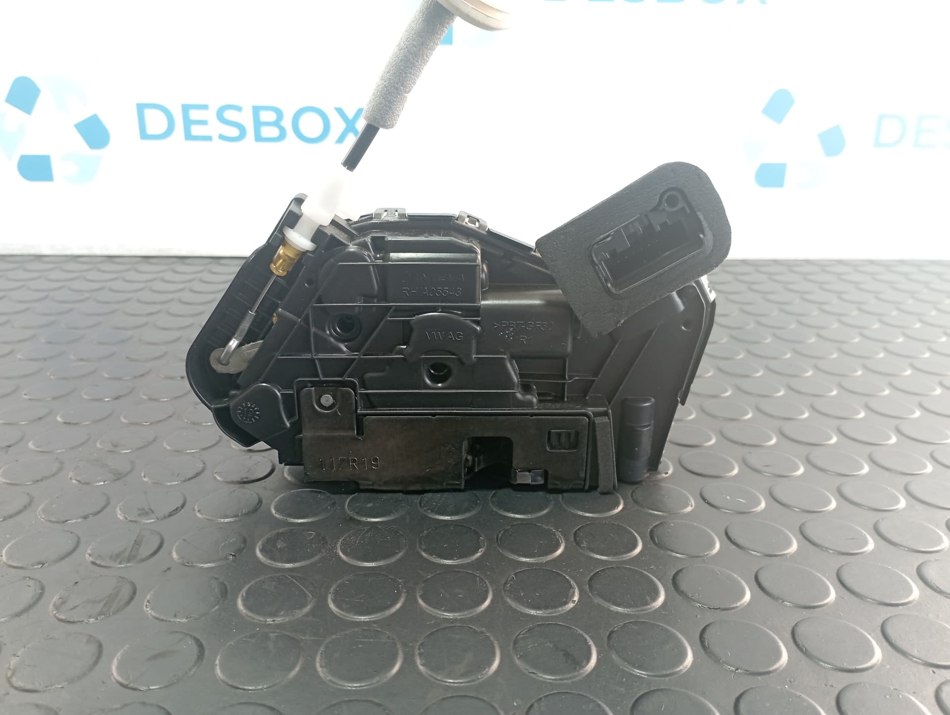 Recambio de CERRADURA PUERTA DELANTERA DERECHA para VOLKSWAGEN TIGUAN 2.0 TDI DFG referencia OEM IAM 5NB837016C - BLANCO 3