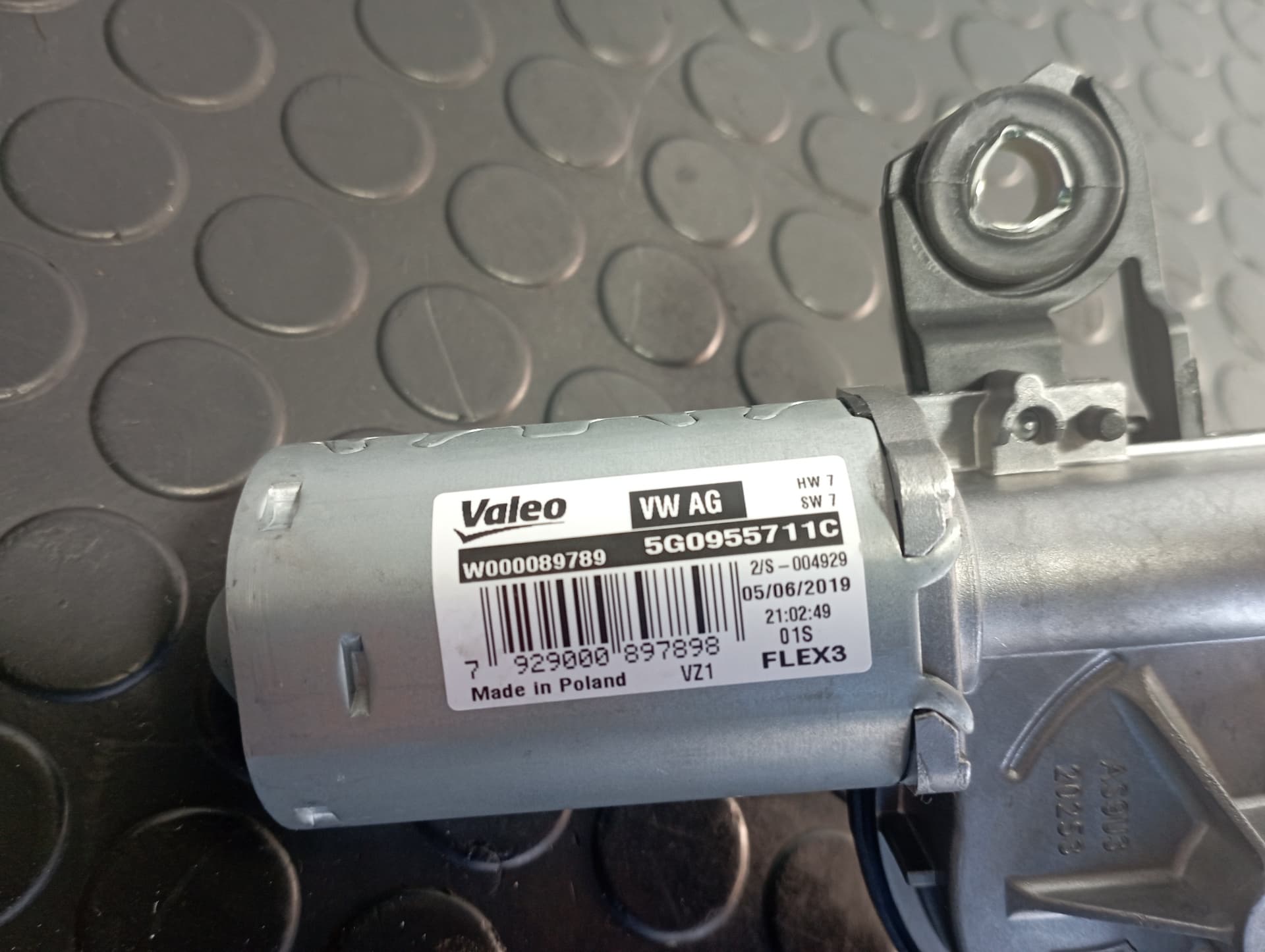 Recambio de MOTOR LIMPIA TRASERO para VOLKSWAGEN TIGUAN 2.0 TDI DFG referencia OEM IAM 5G0955711C - BLANCO 2