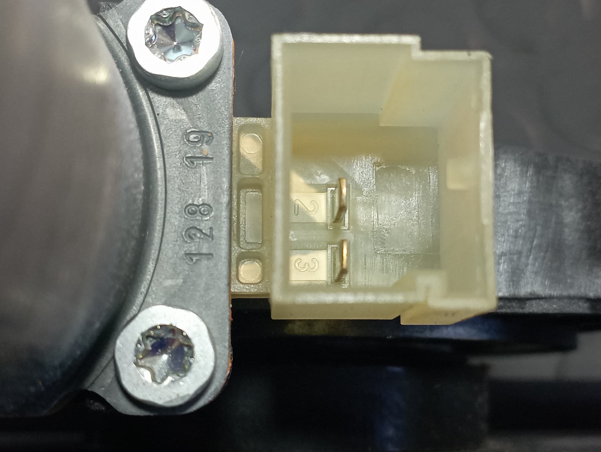 Recambio de ELEVALUNAS DELANTERO DERECHO para VOLKSWAGEN TIGUAN 2.0 TDI DFG referencia OEM IAM 5NA837462A - BLANCO 2