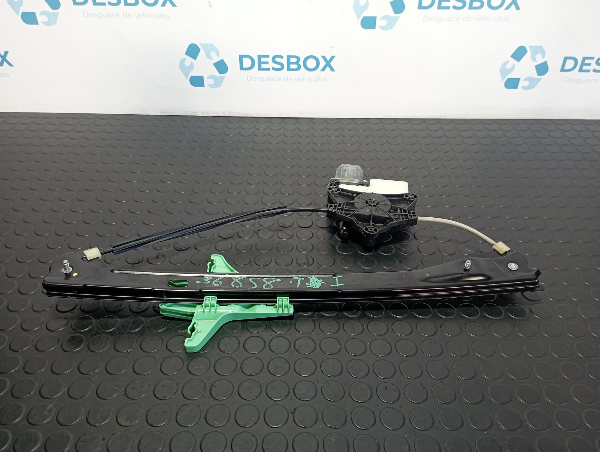 Recambio de ELEVALUNAS TRASERO IZQUIERDO para VOLKSWAGEN TIGUAN 2.0 TDI DFG referencia OEM IAM 5NA839451C - BLANCO