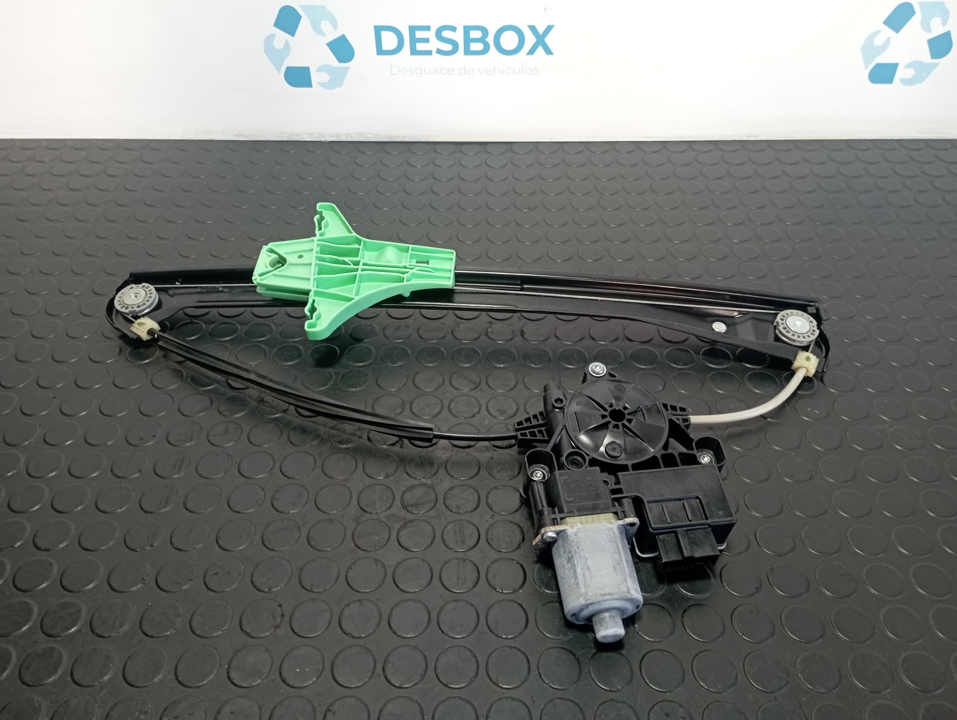 Recambio de ELEVALUNAS TRASERO IZQUIERDO para VOLKSWAGEN TIGUAN 2.0 TDI DFG referencia OEM IAM 5NA839451C - BLANCO 2