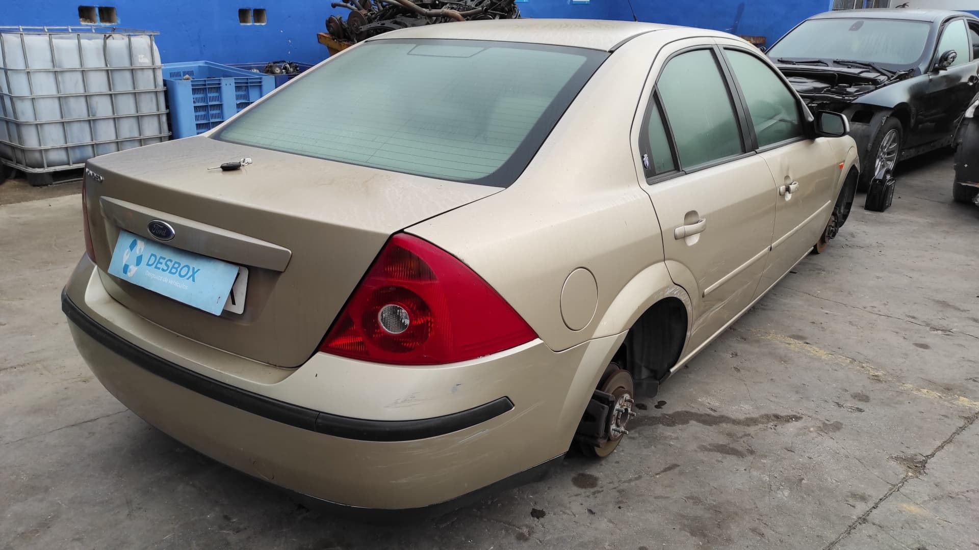 Recambio de PARAGOLPES TRASERO para FORD MONDEO BERLINA (GE) 2.0 GASOLINA CJBA - GRIS 7