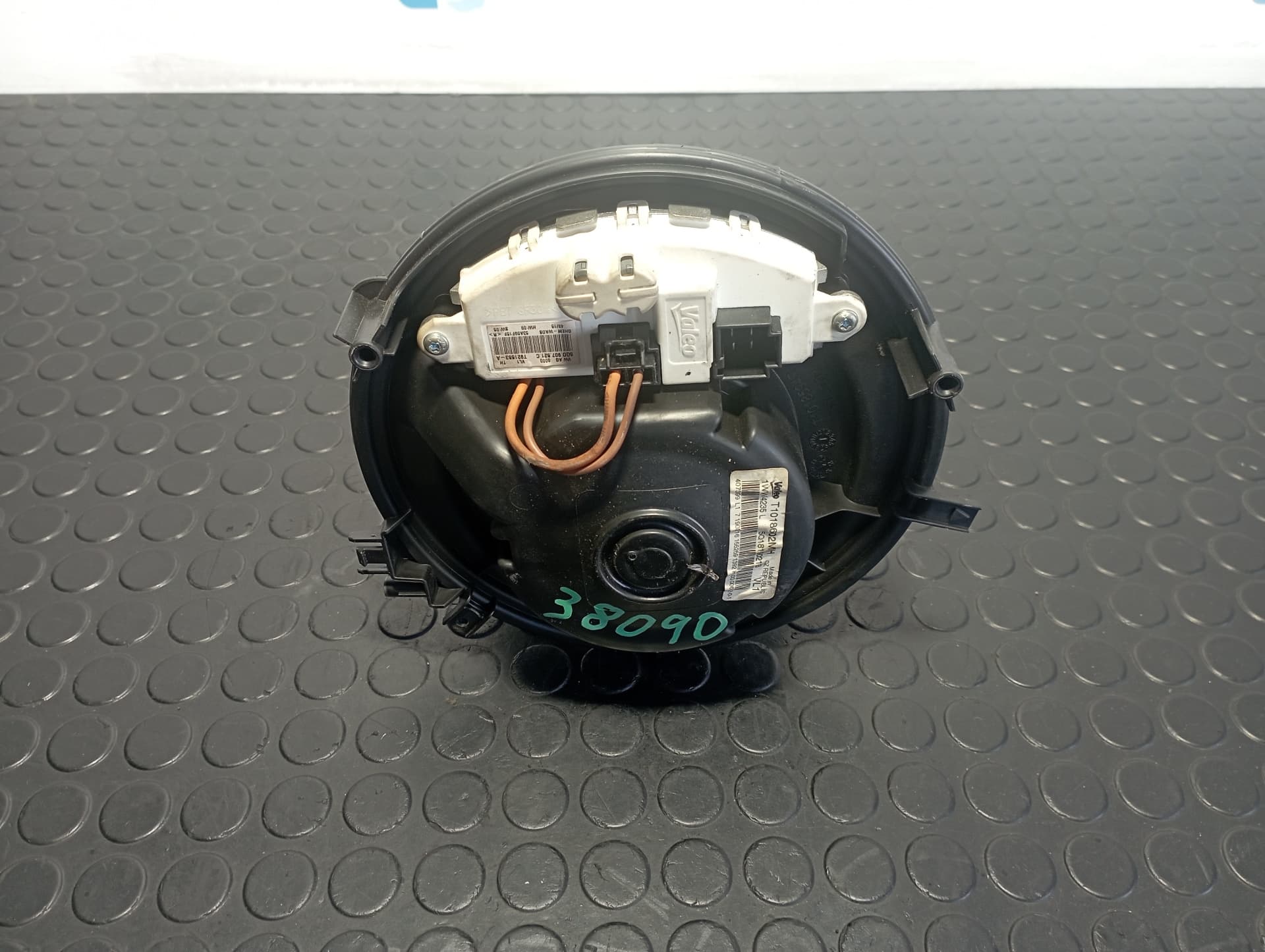 Recambio de MOTOR CALEFACCION para VOLKSWAGEN GOLF VII LIM. (5G1) 2.0 TDI CRL referencia OEM IAM 5Q1819021B - BLANCO