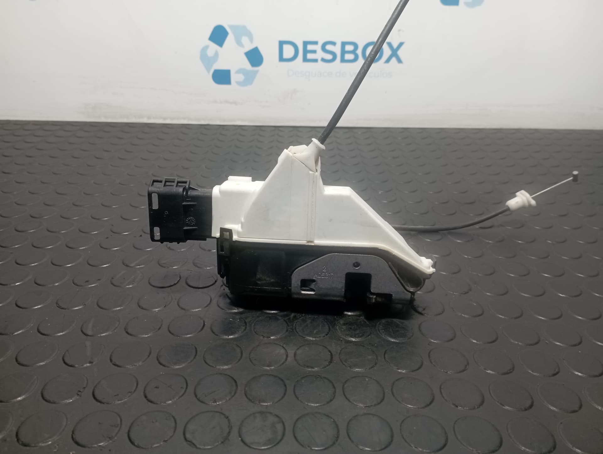 Recambio de CERRADURA PUERTA DELANTERA DERECHA para PEUGEOT 3008 1.6 5F01 referencia OEM IAM A048069 - NEGRO 3