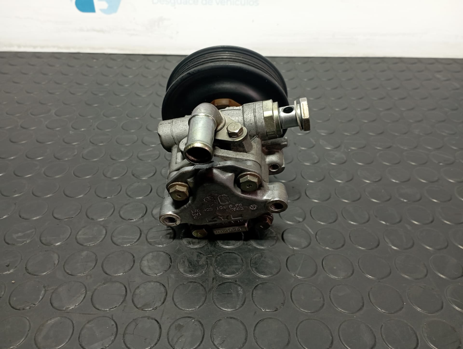 Recambio de BOMBA DIRECCION para VOLKSWAGEN BORA BERLINA (1J2) 1.6 AZD referencia OEM IAM 1J0422154B - GRIS 3