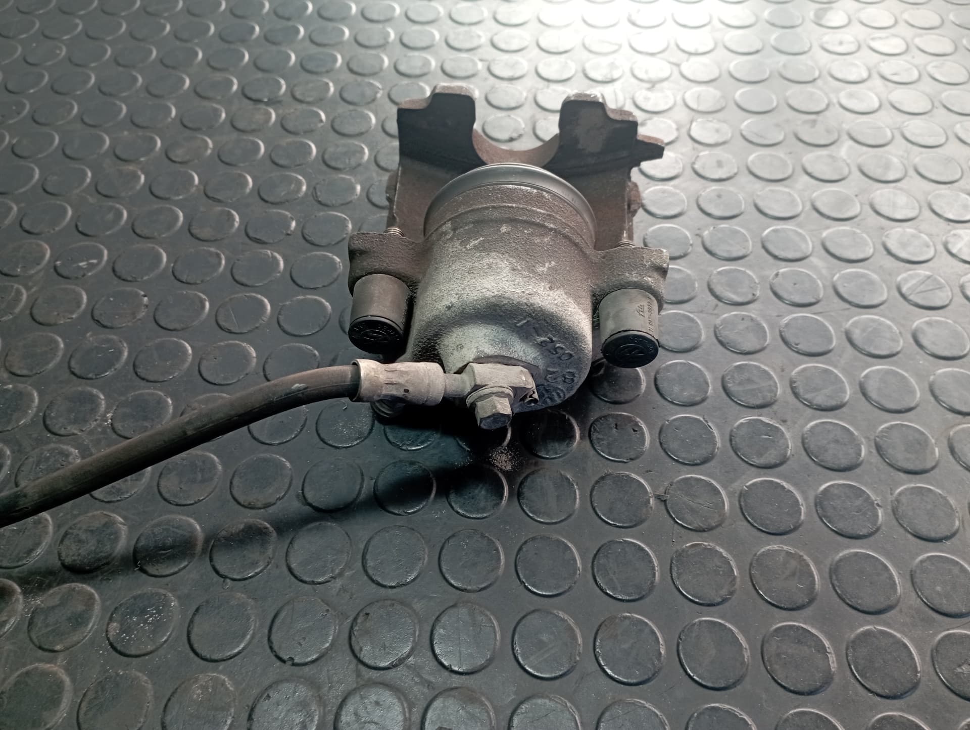 Recambio de PINZA DE FRENO DELANTERA DERECHA para VOLKSWAGEN BORA BERLINA (1J2) 1.6 AZD referencia OEM IAM 1K0615124D - GRIS 2
