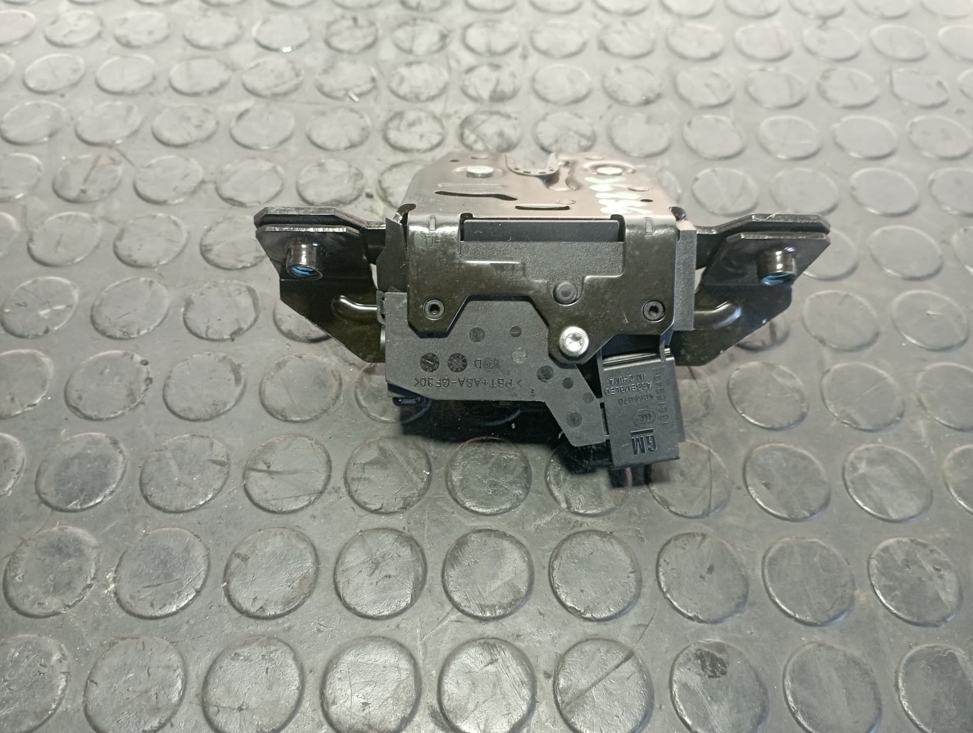Recambio de CERRADURA MALETERO / PORTON para OPEL MOKKA X MOKKA X 1.3 I B14NET referencia OEM IAM 13515944 - NEGRO 3