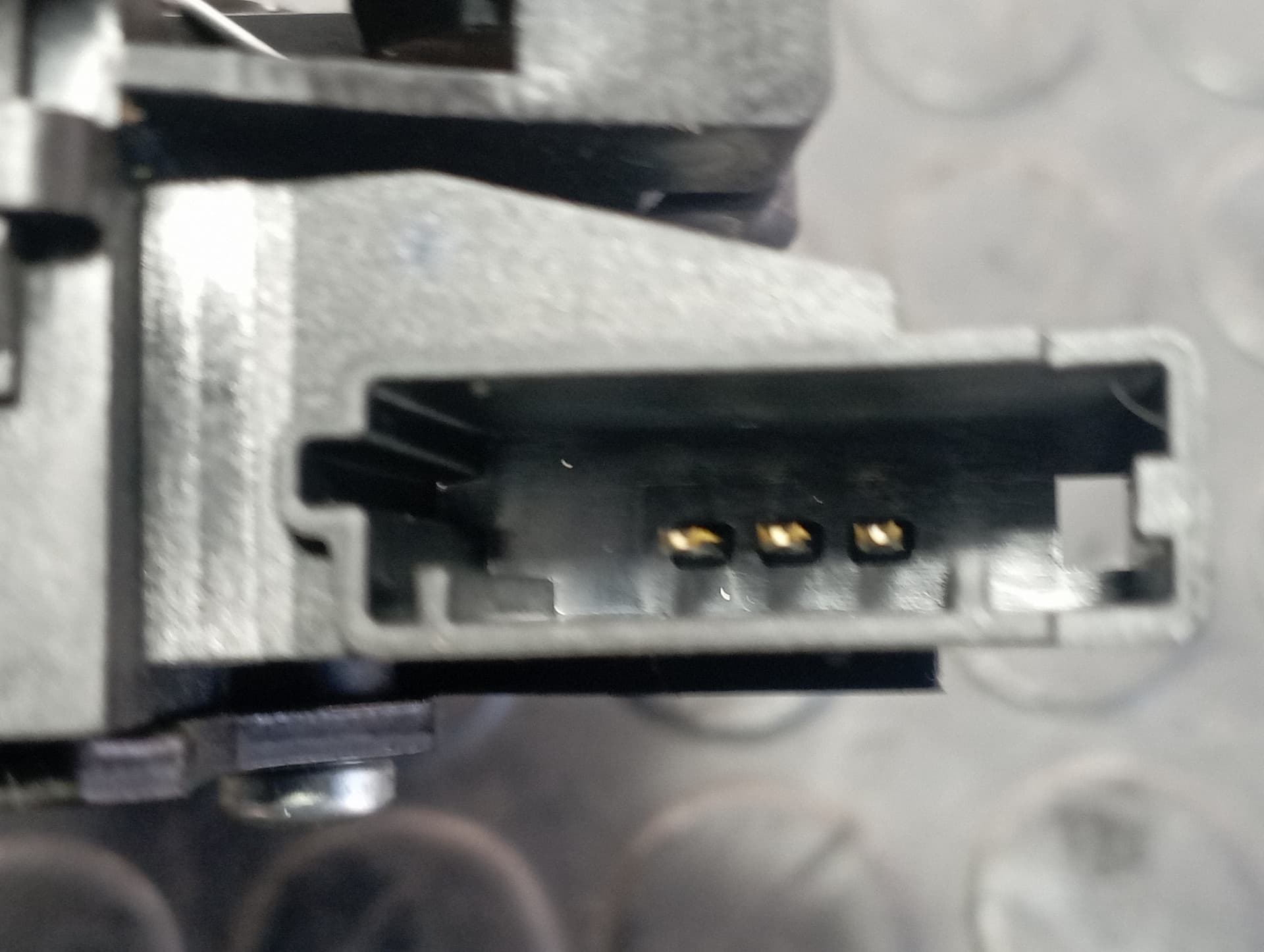 Recambio de CERRADURA MALETERO / PORTON para OPEL MOKKA X MOKKA X 1.3 I B14NET referencia OEM IAM 13515944 - NEGRO 2