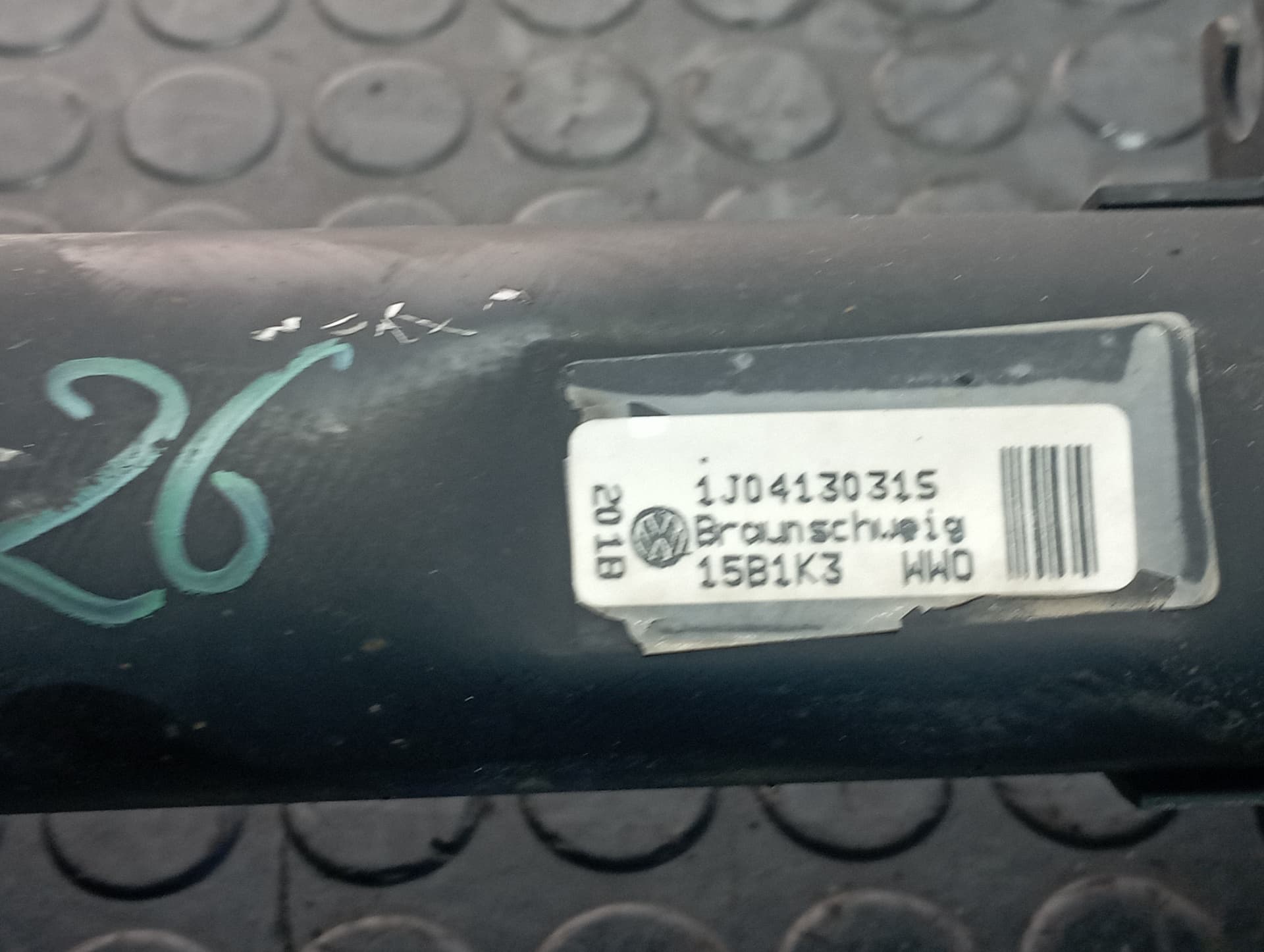 Recambio de AMORTIGUADOR DELANTERO IZQUIERDO para VOLKSWAGEN BORA BERLINA (1J2) 1.6 AZD referencia OEM IAM 1J04130315 - GRIS 2